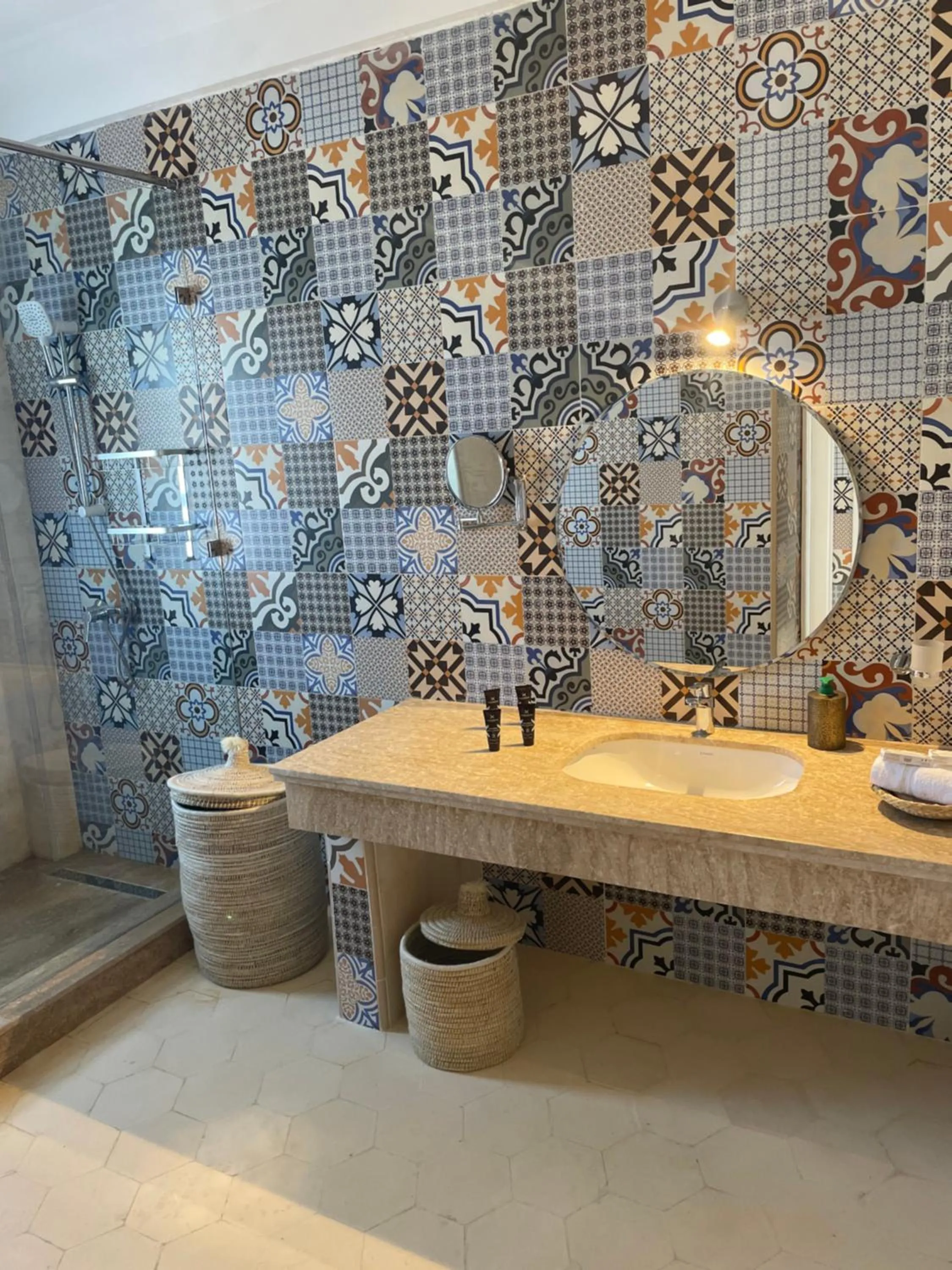 Shower in Villa La Falaise