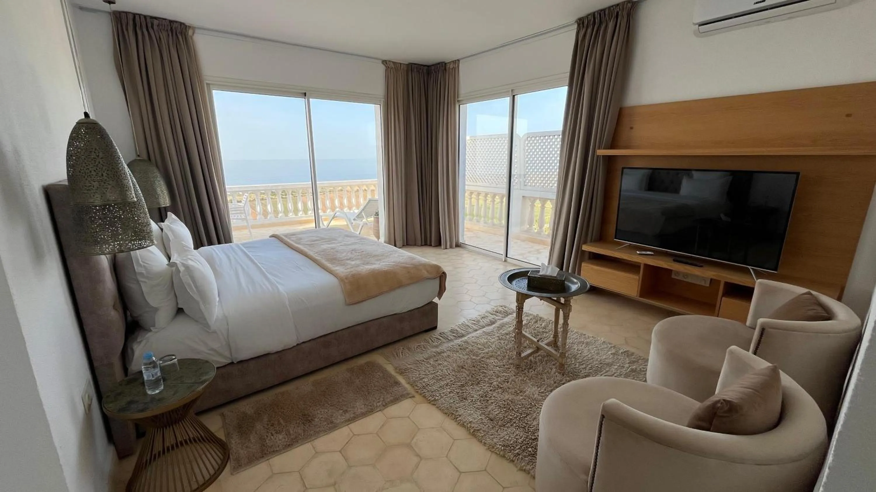 Photo of the whole room, Bed in Villa La Falaise