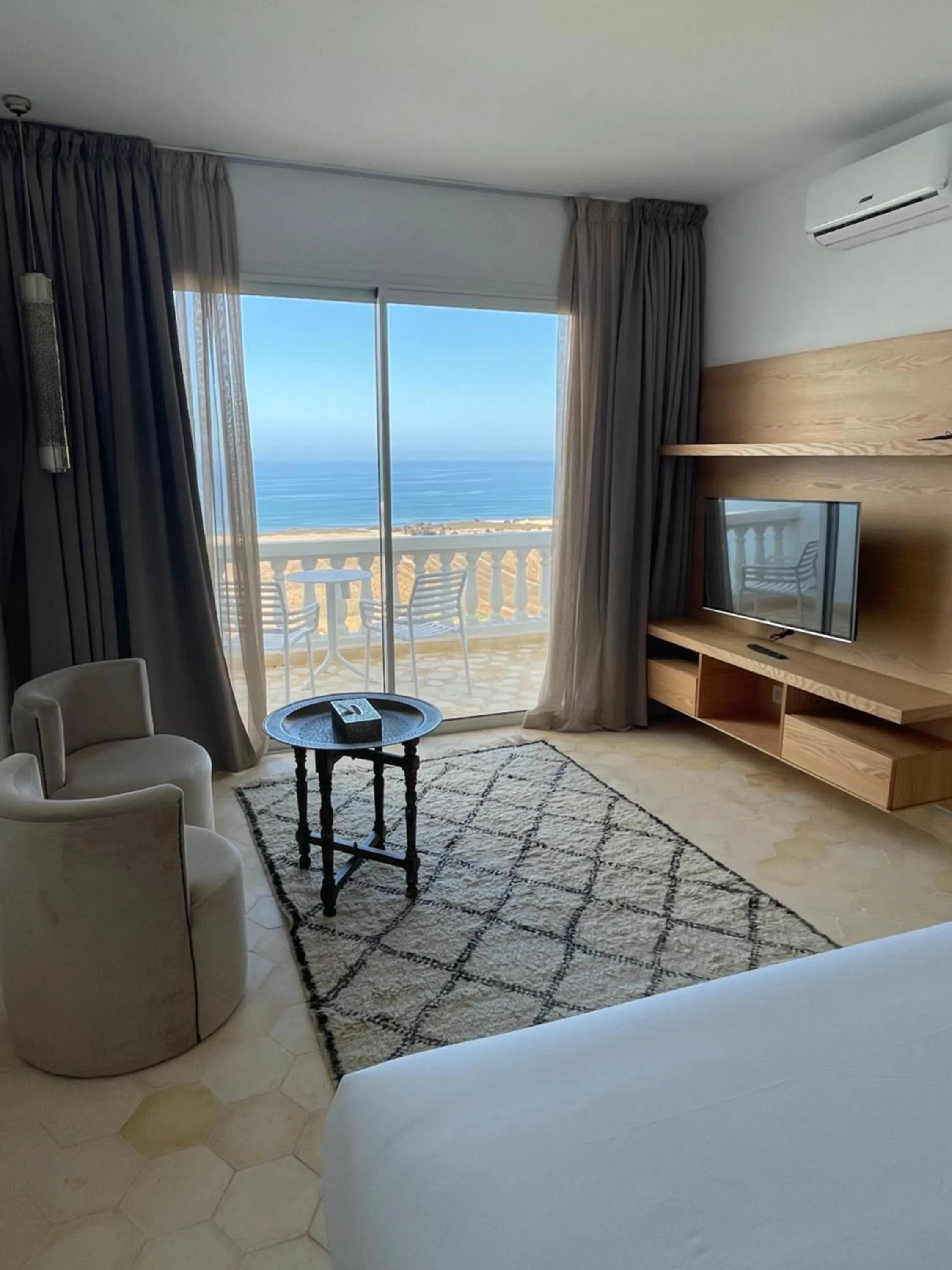 View (from property/room), Bed in Villa La Falaise