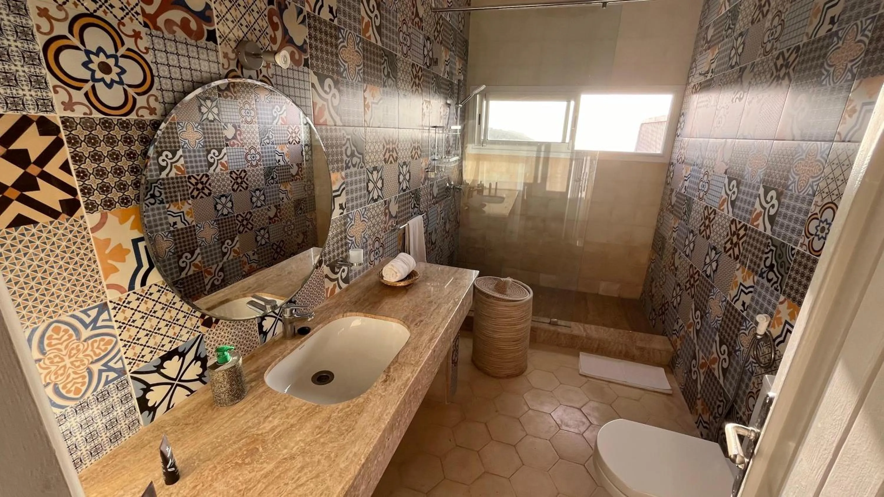 Shower in Villa La Falaise