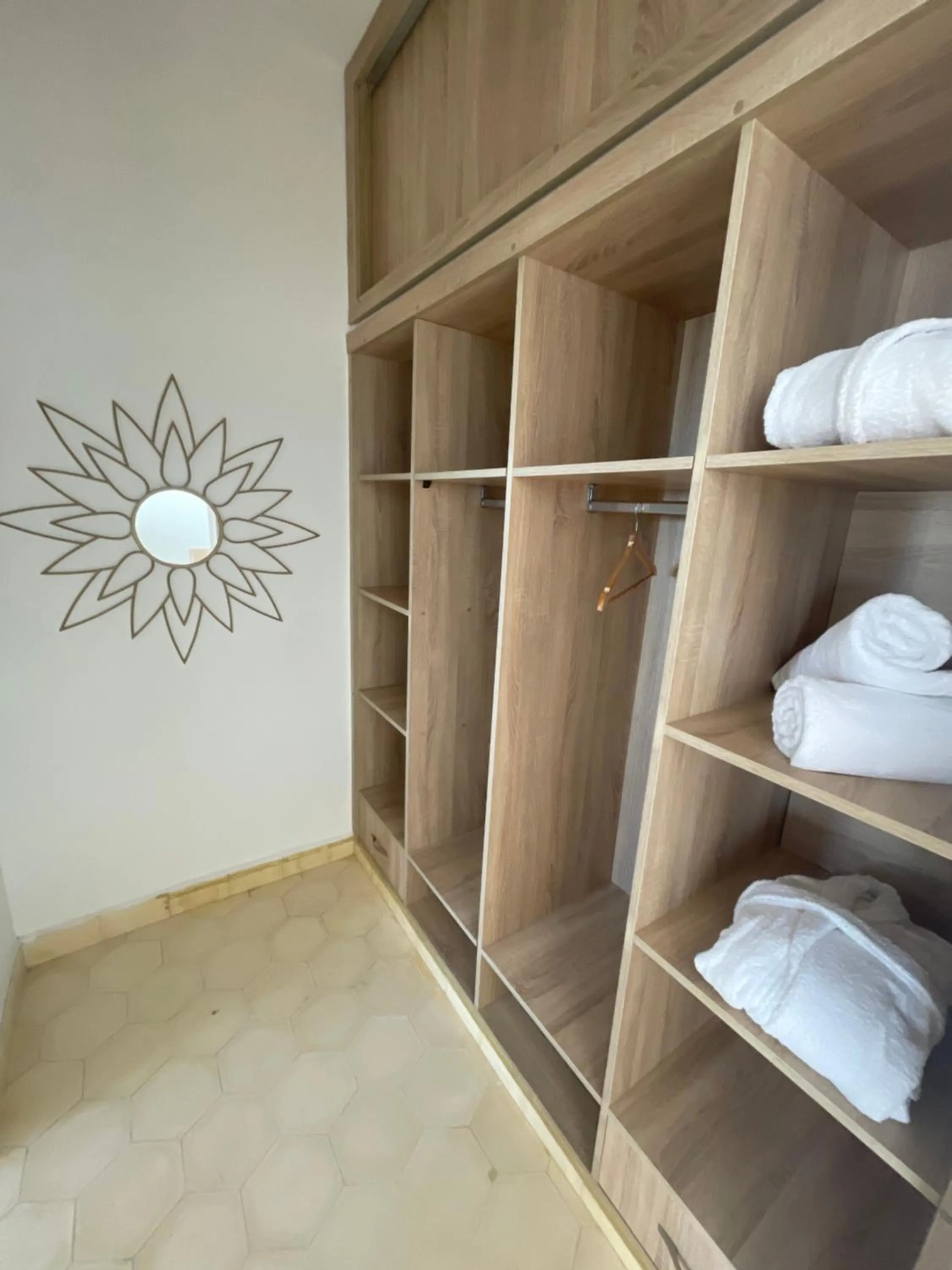 wardrobe in Villa La Falaise
