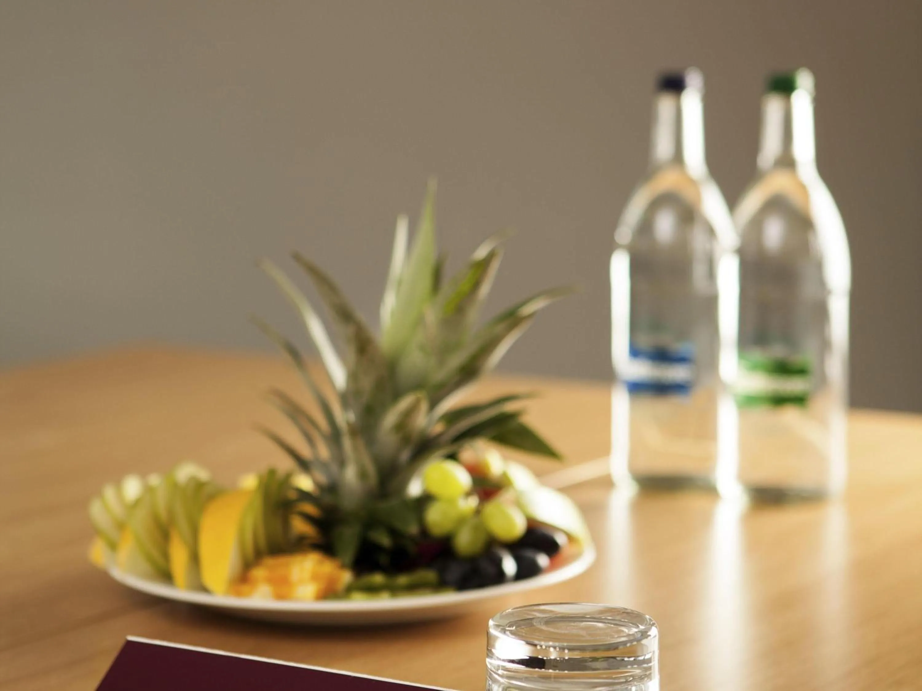 Lounge or bar in Mercure Tunbridge Wells Hotel