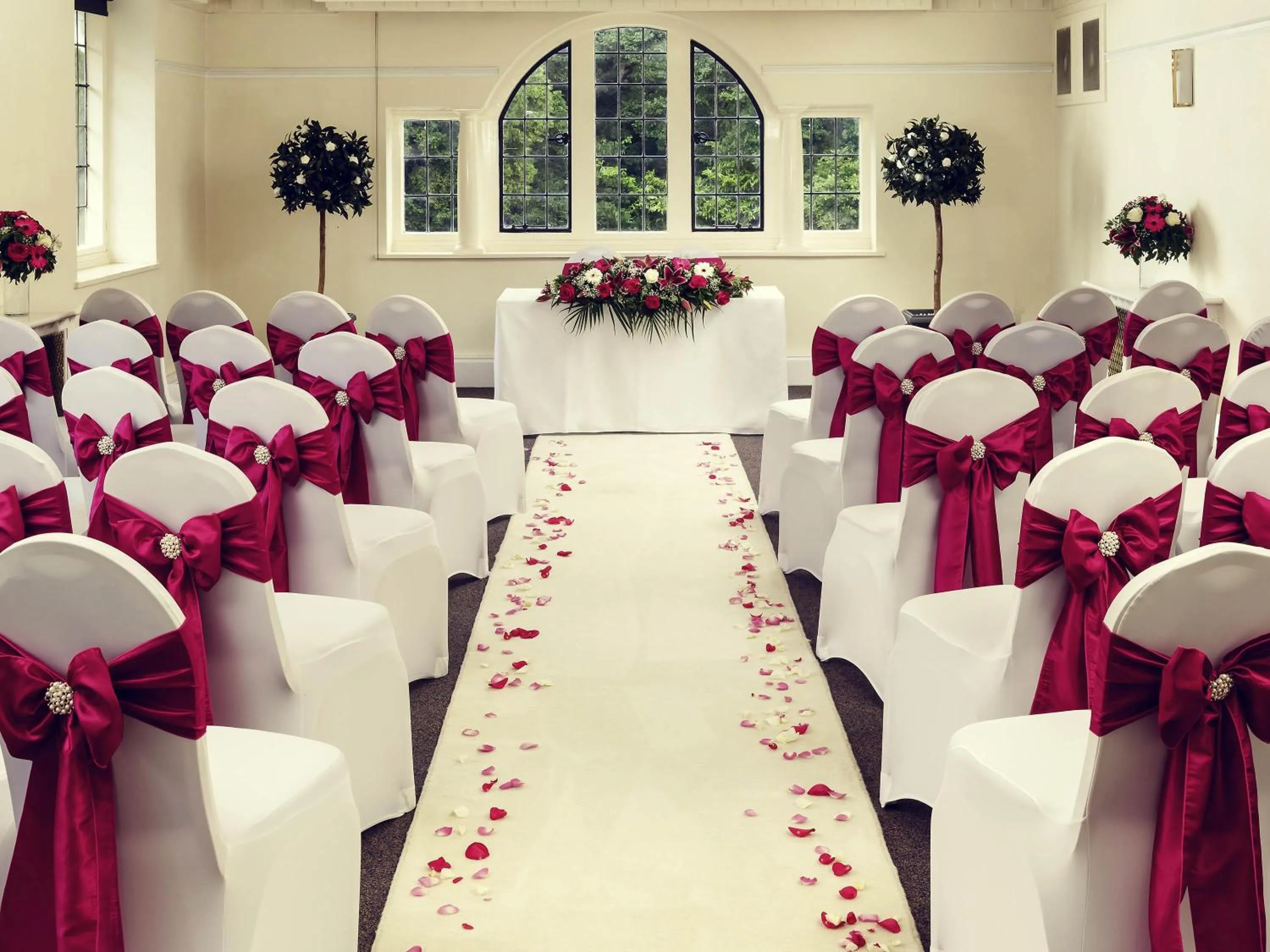 wedding in Mercure Tunbridge Wells Hotel