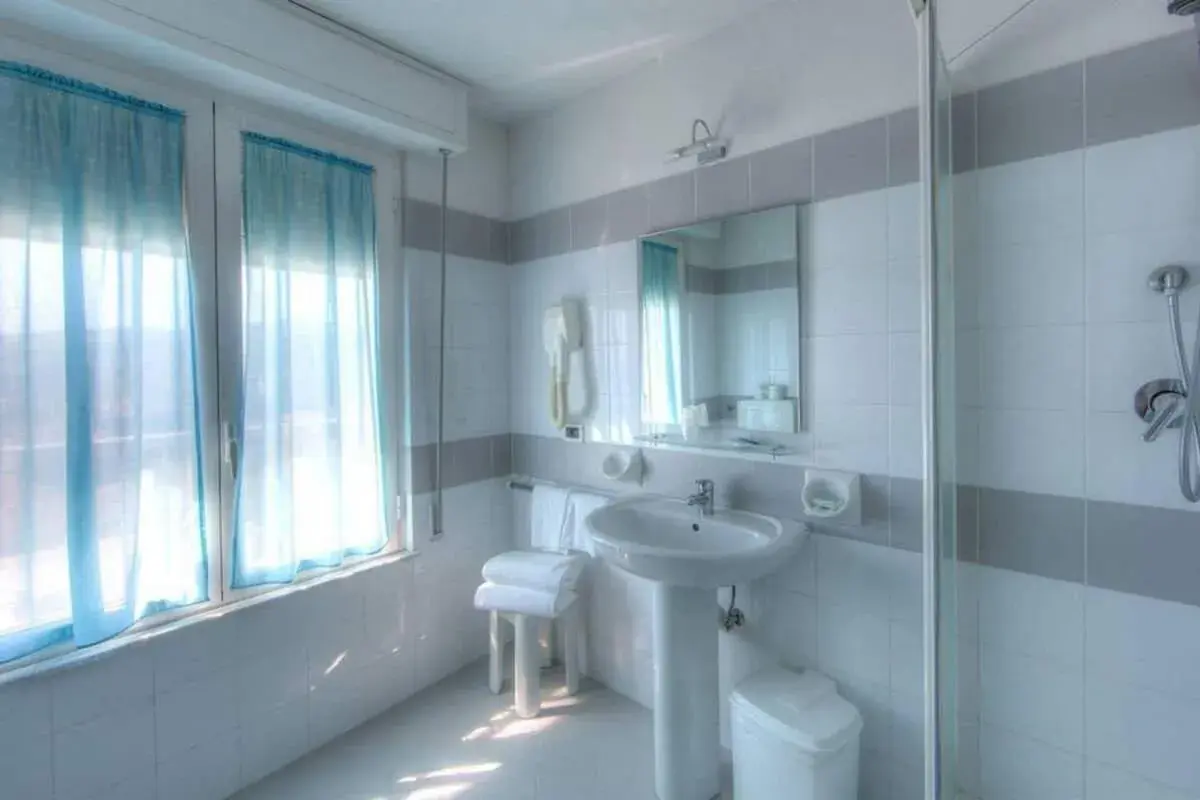 Double or Twin Room - single occupancy in Hotel Mizar Double or Twin Room - single occupancy in Hotel Mizar