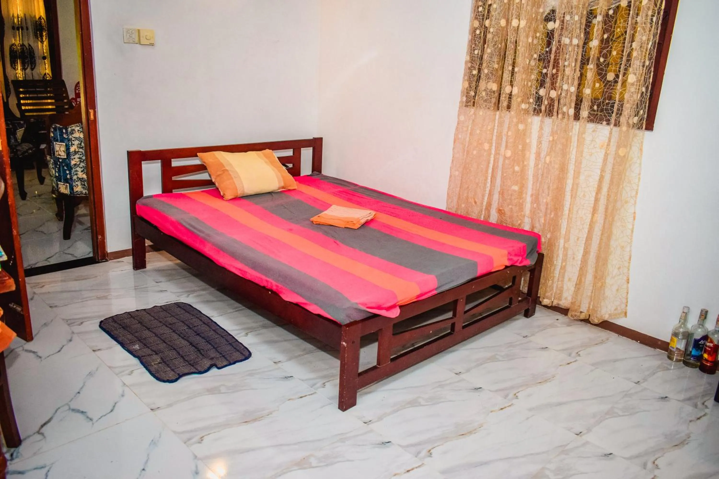 Bed in Blowhole Unawatuna