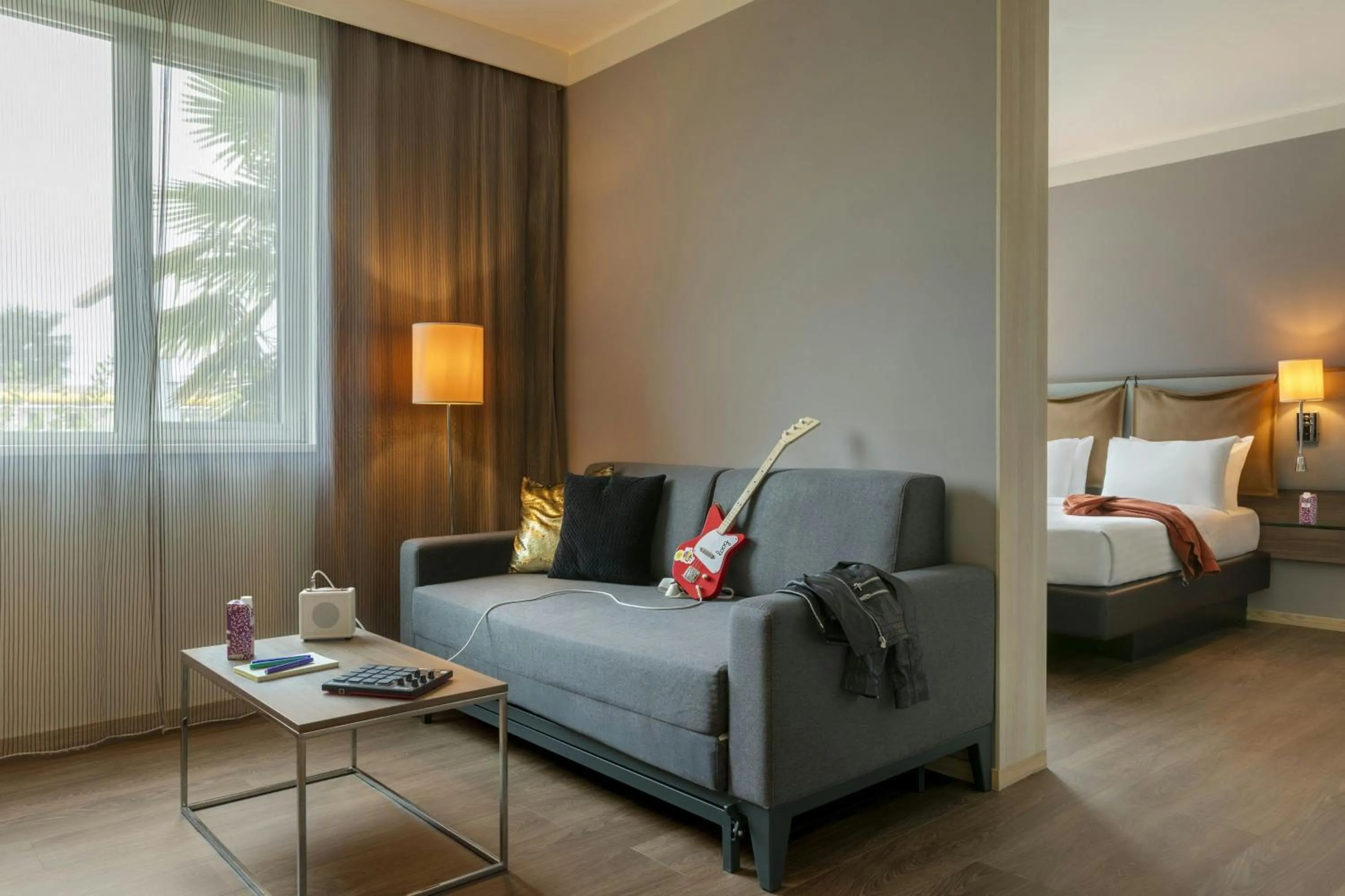 Bedroom, Bed in Moxy Milan Malpensa Airport