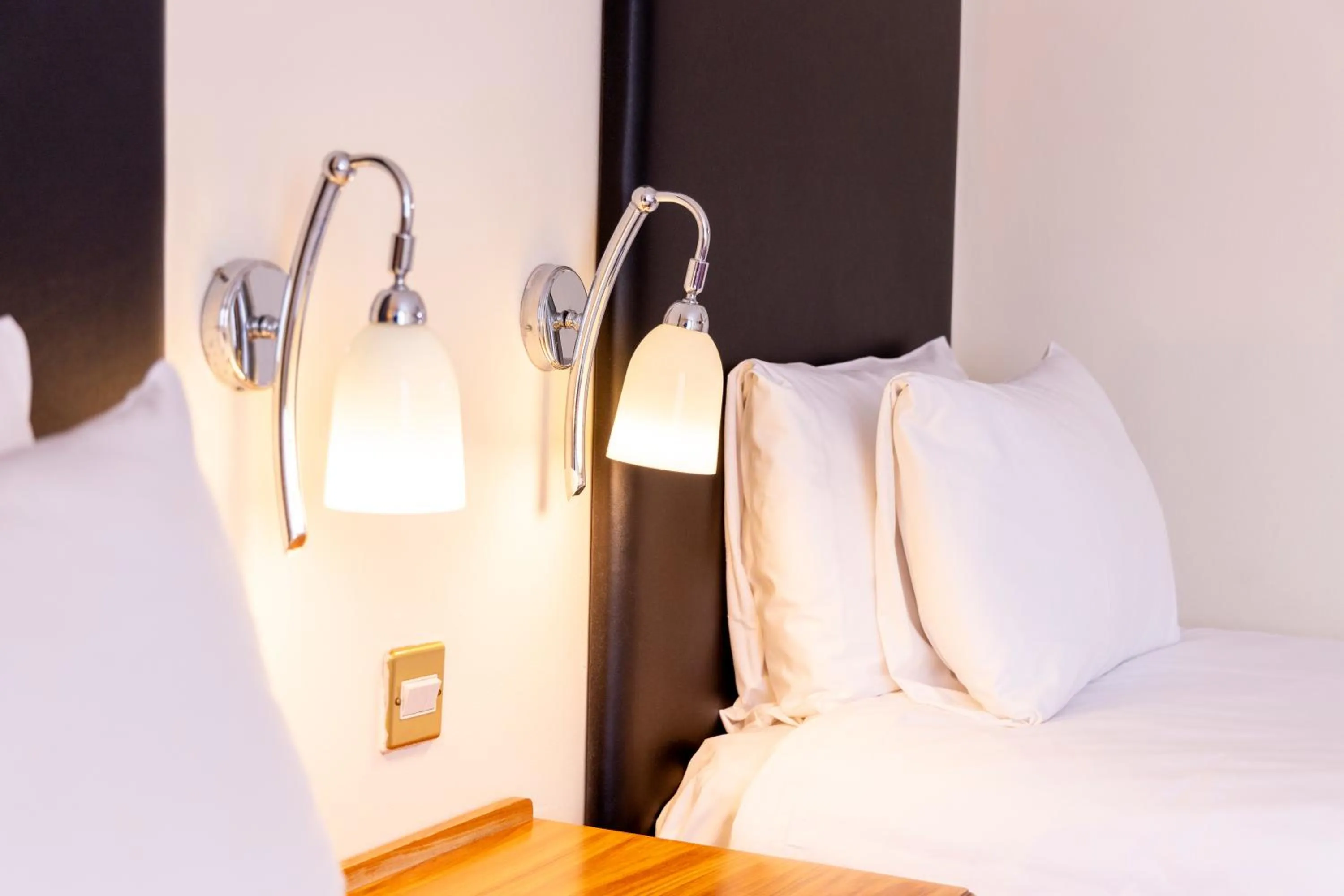 Bed in Roebuck by Greene King Inns