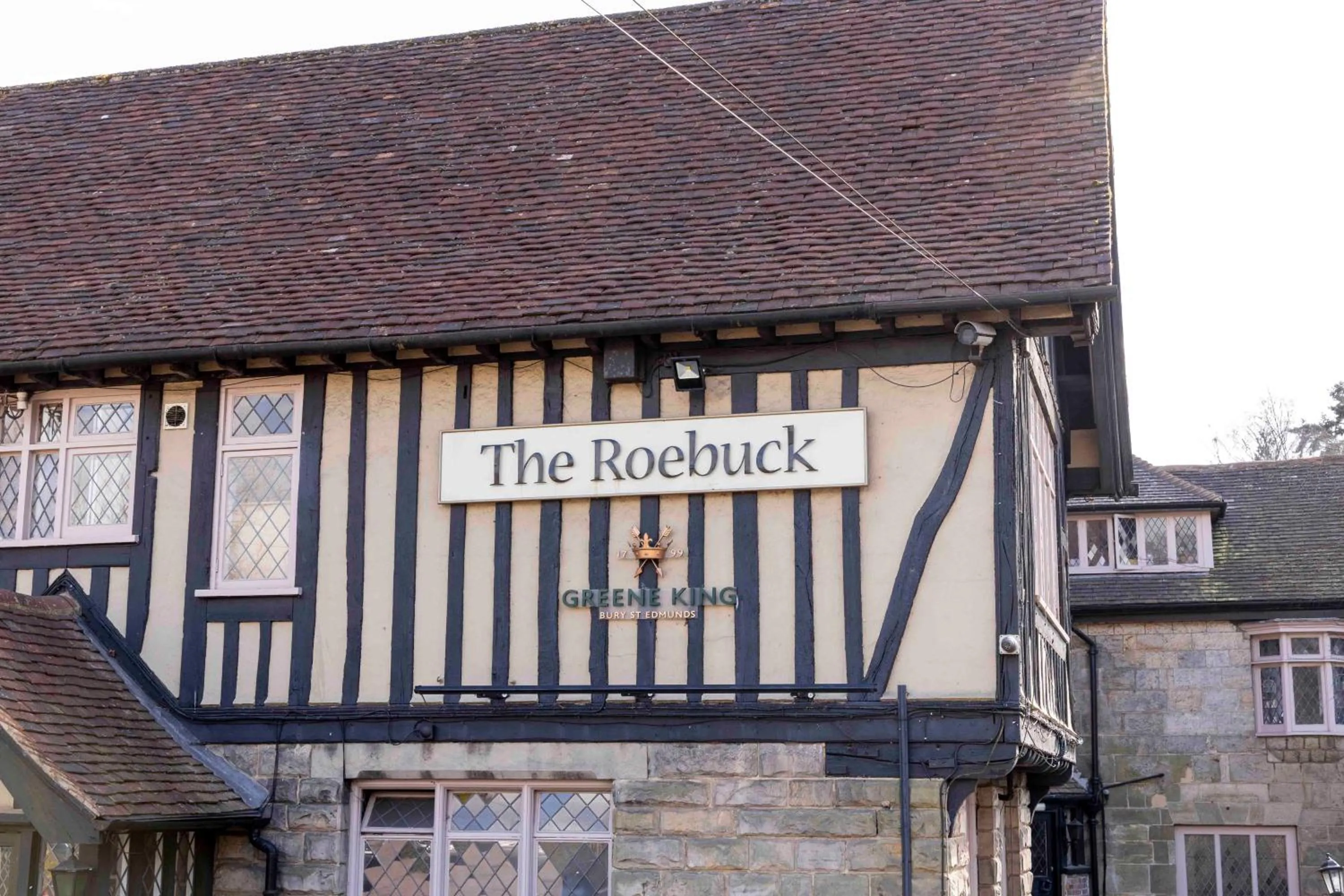 Roebuck by Greene King Inns