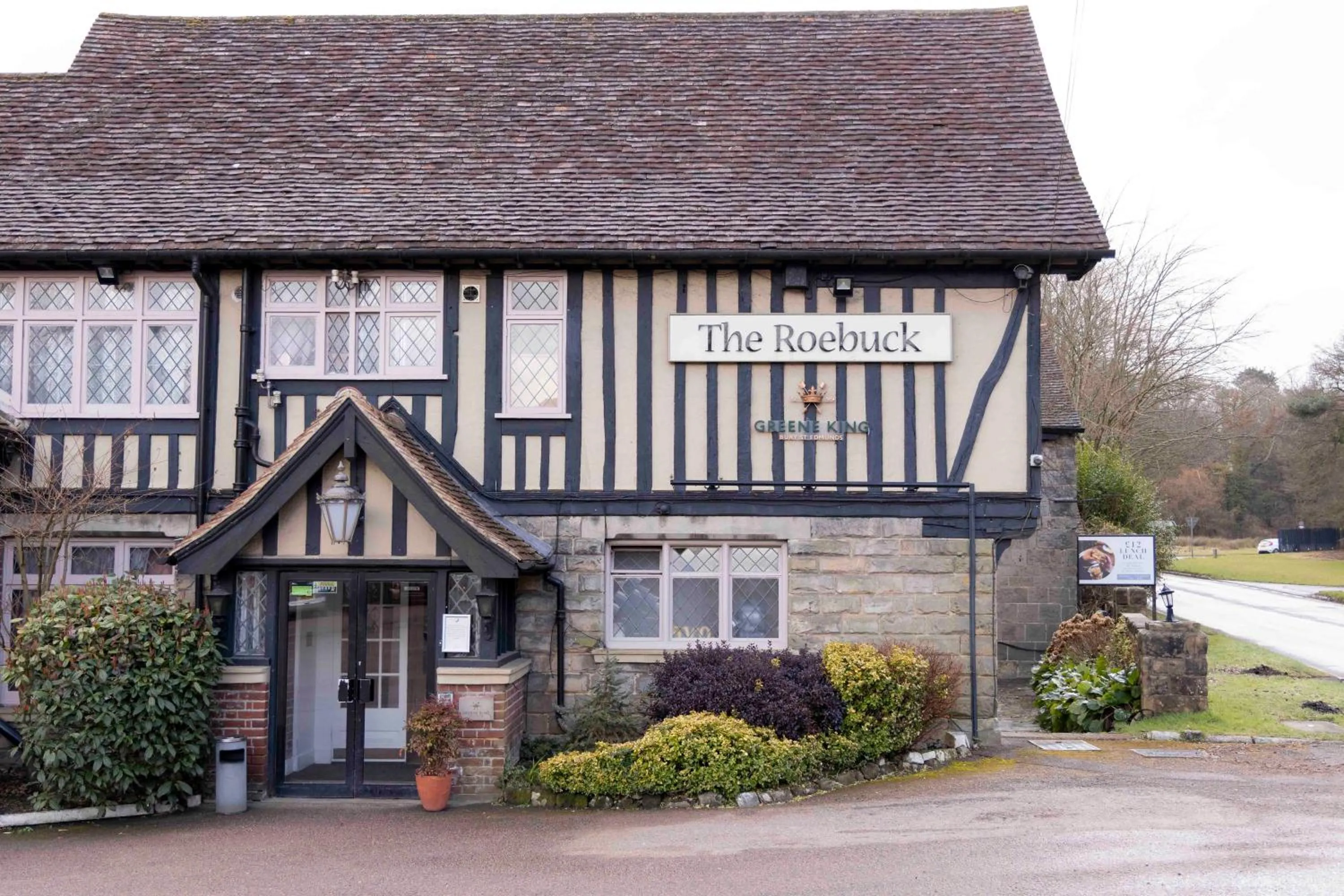 Roebuck by Greene King Inns