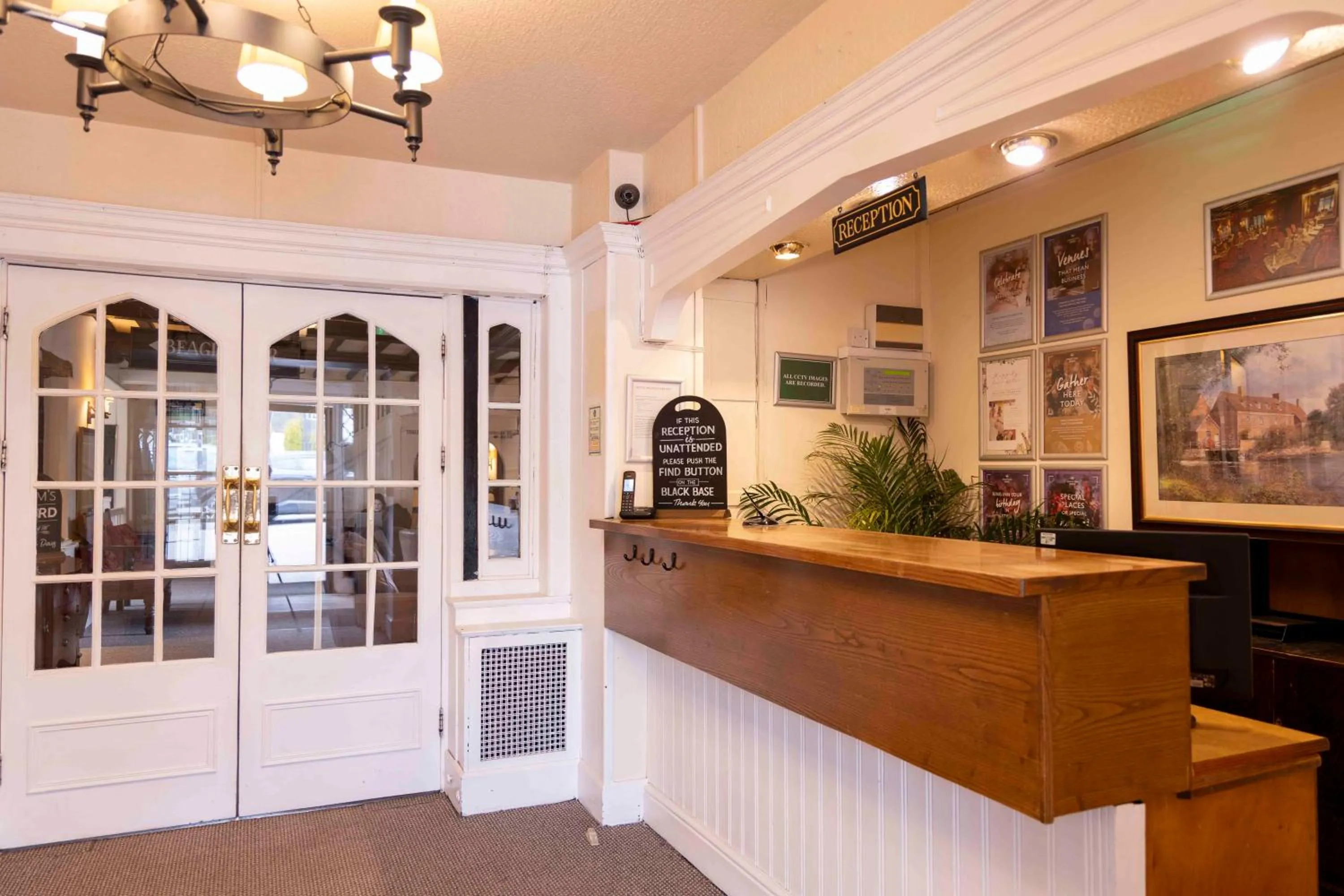 Roebuck by Greene King Inns