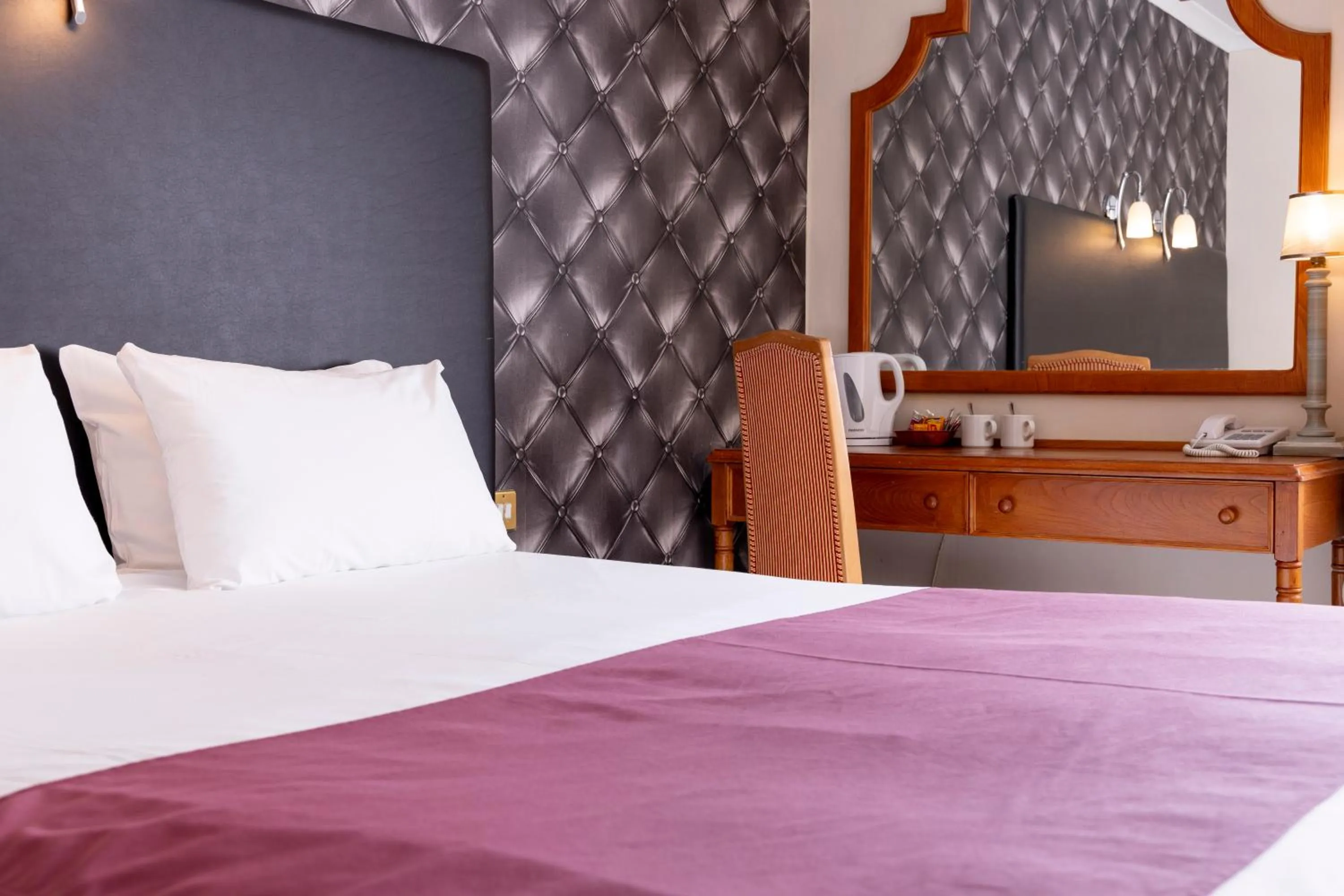 Bed in Roebuck by Greene King Inns