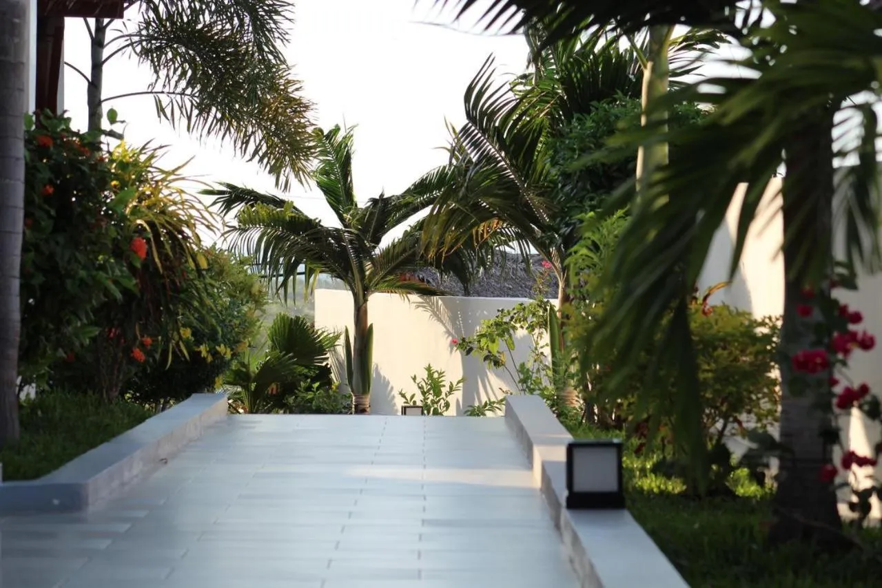 Garden in Andriana Resort & Spa