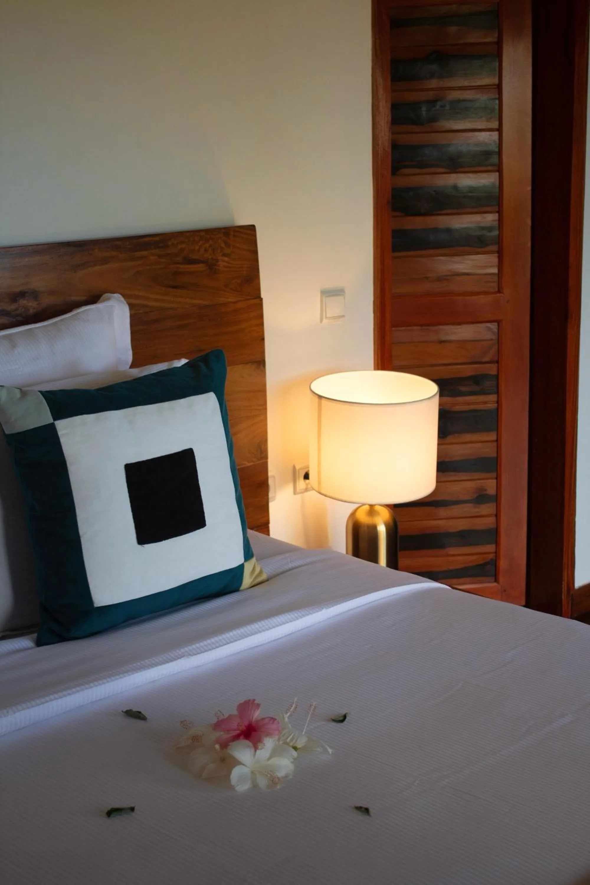 Bed in Andriana Resort & Spa