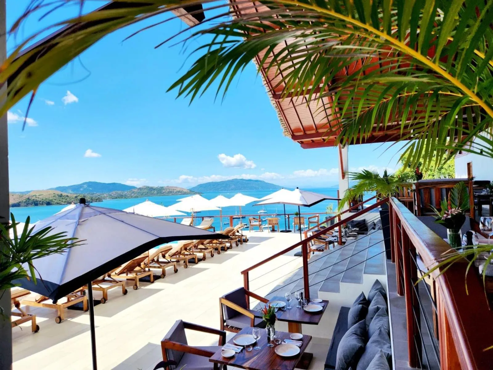 Restaurant/places to eat in Andriana Resort & Spa