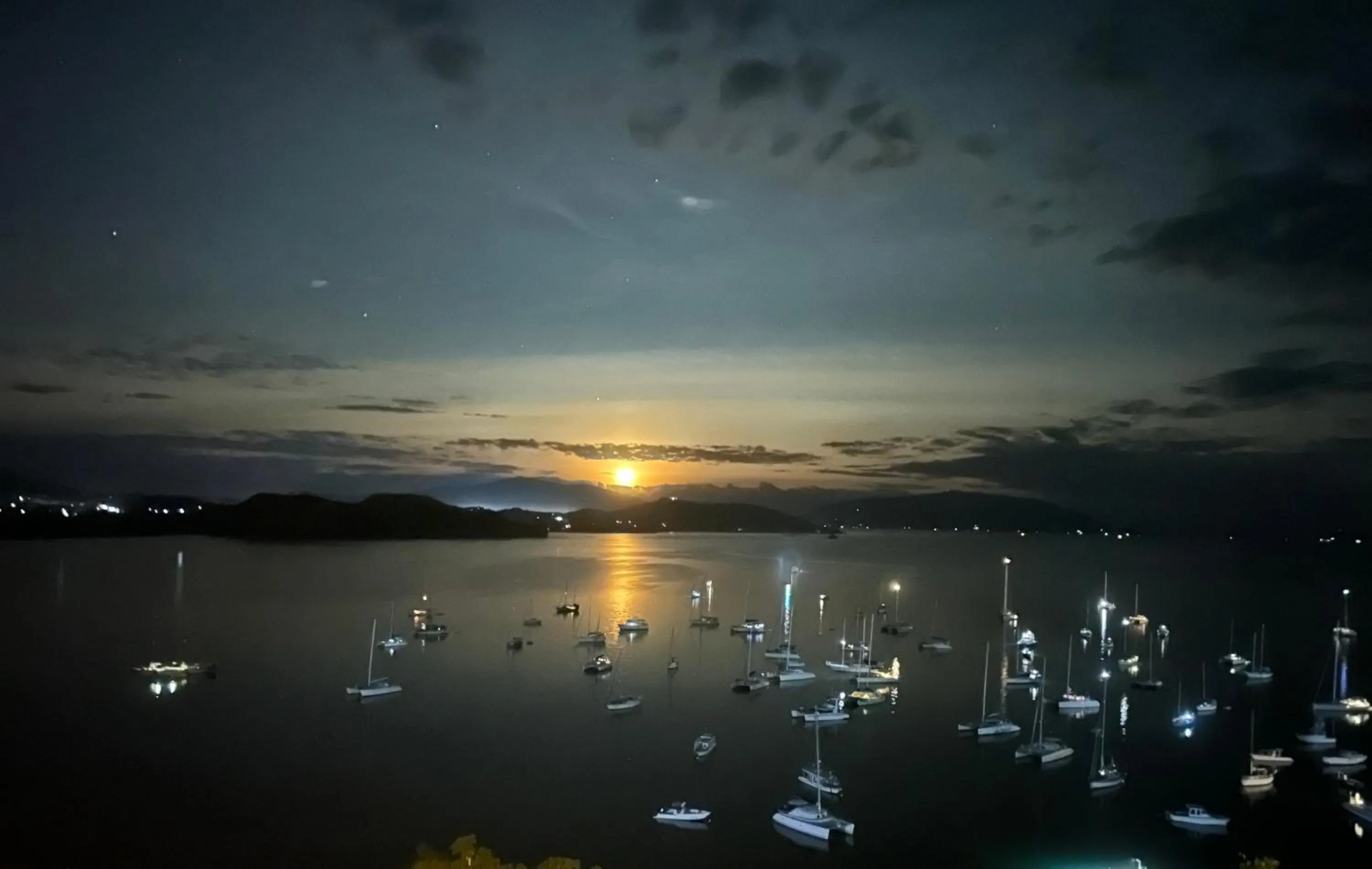 Restaurant/places to eat in Andriana Resort & Spa