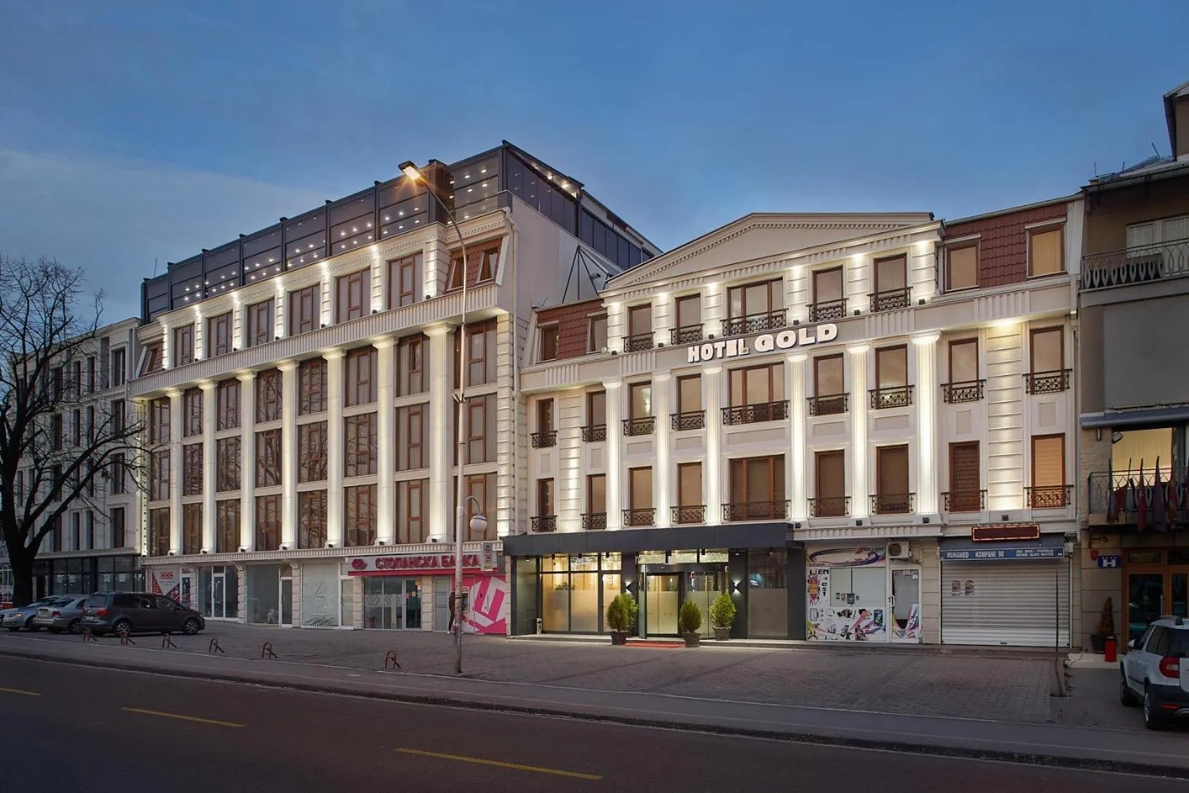 Property building in Hotel Gold