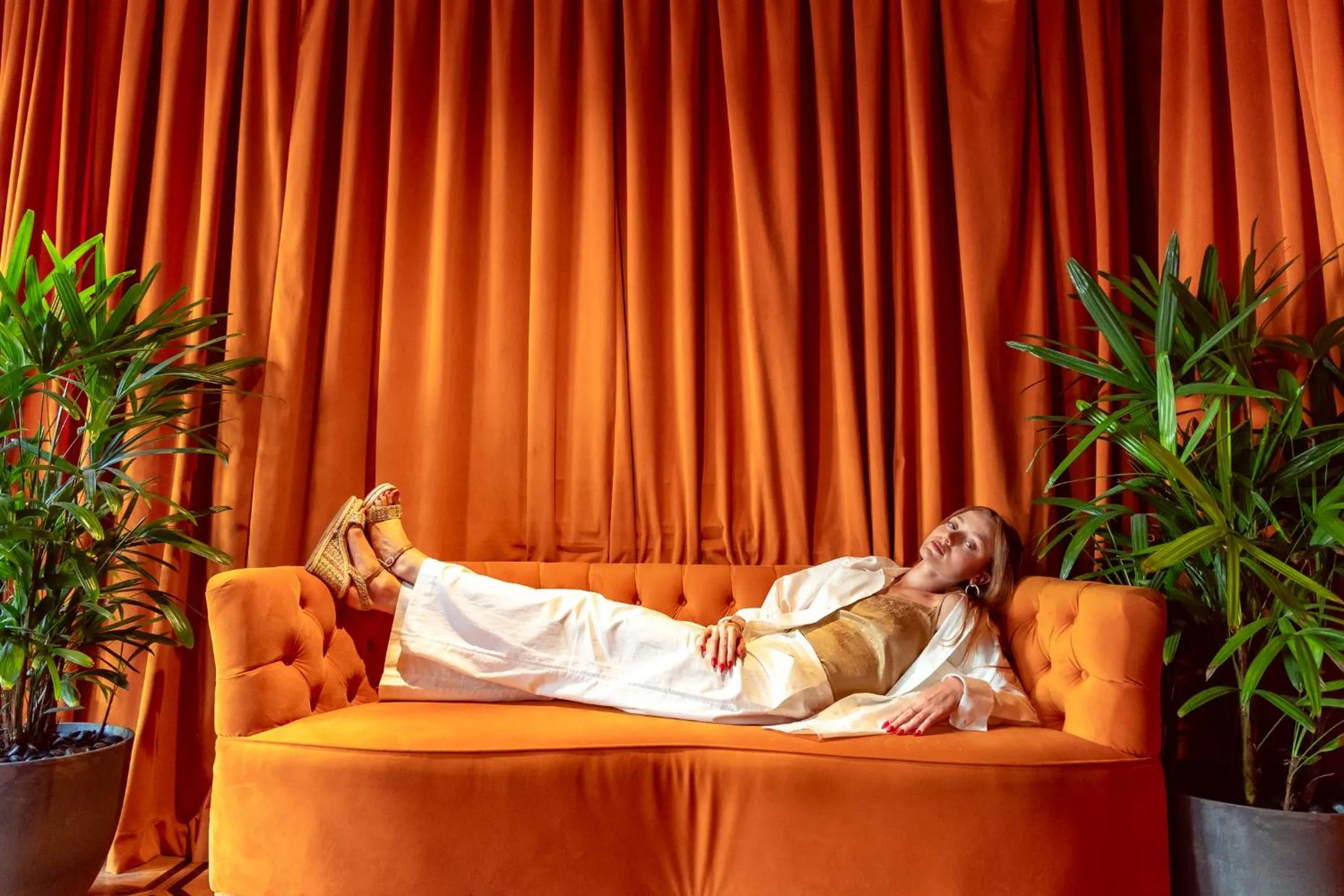 Seating area in Play Levontin