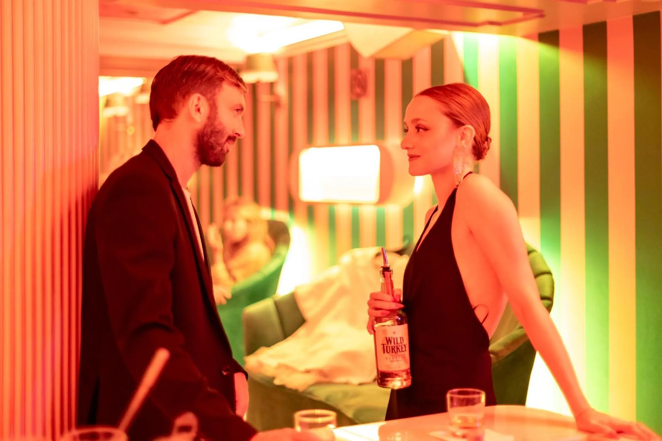 Nightclub / DJ in Play Levontin