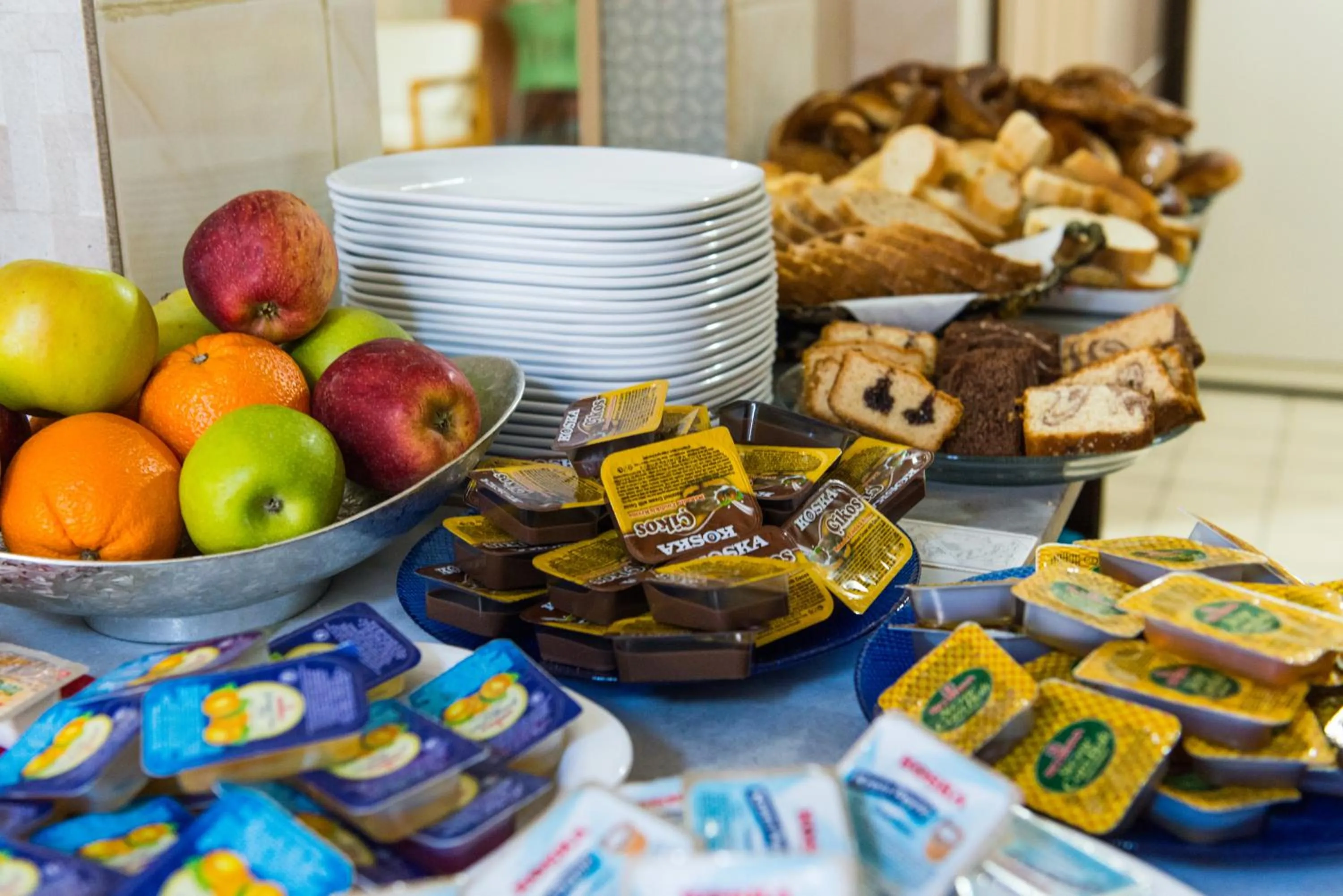 Day in Yellow Rose Pansiyon