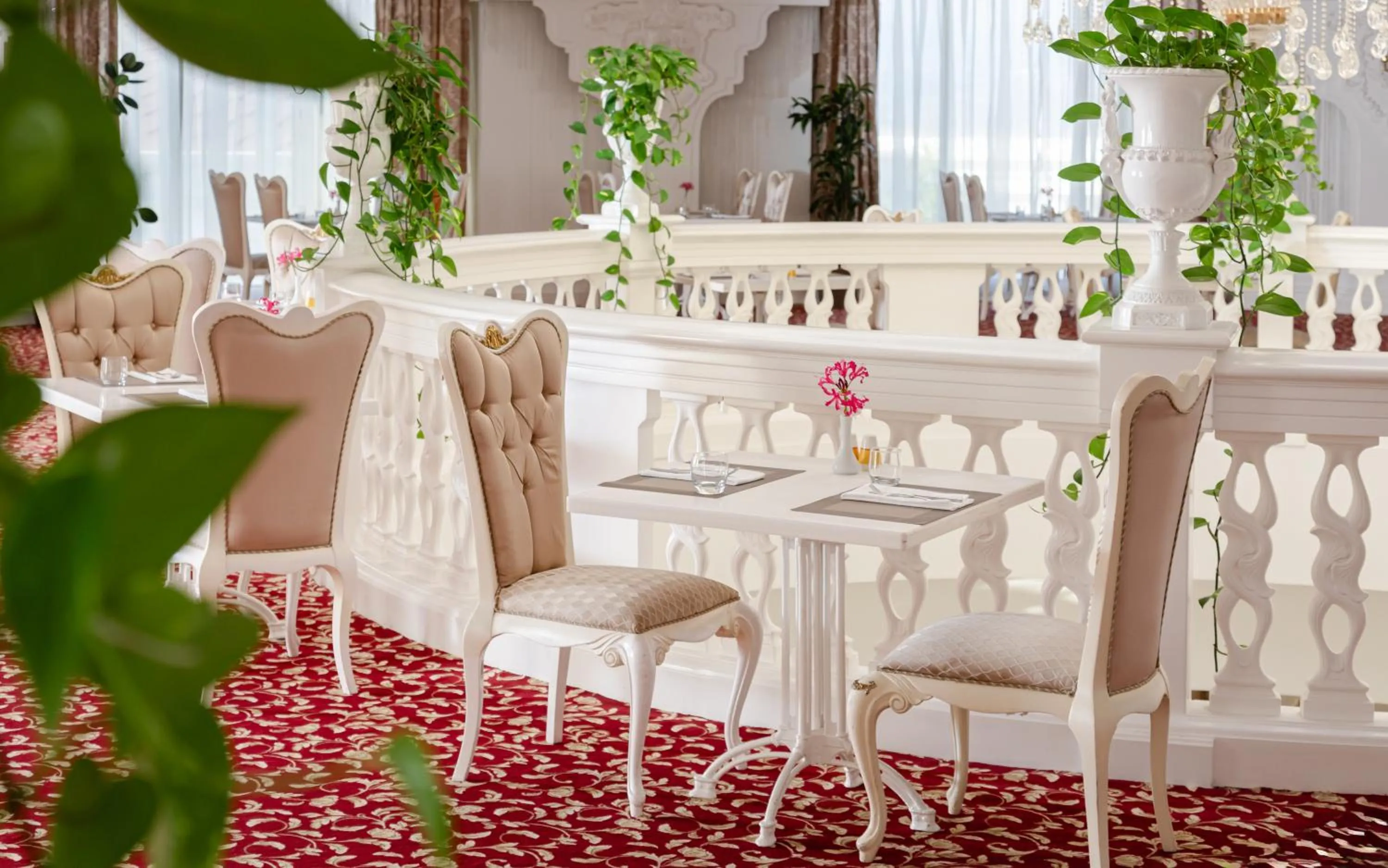 Restaurant/places to eat in Shamakhi Palace Sharadil