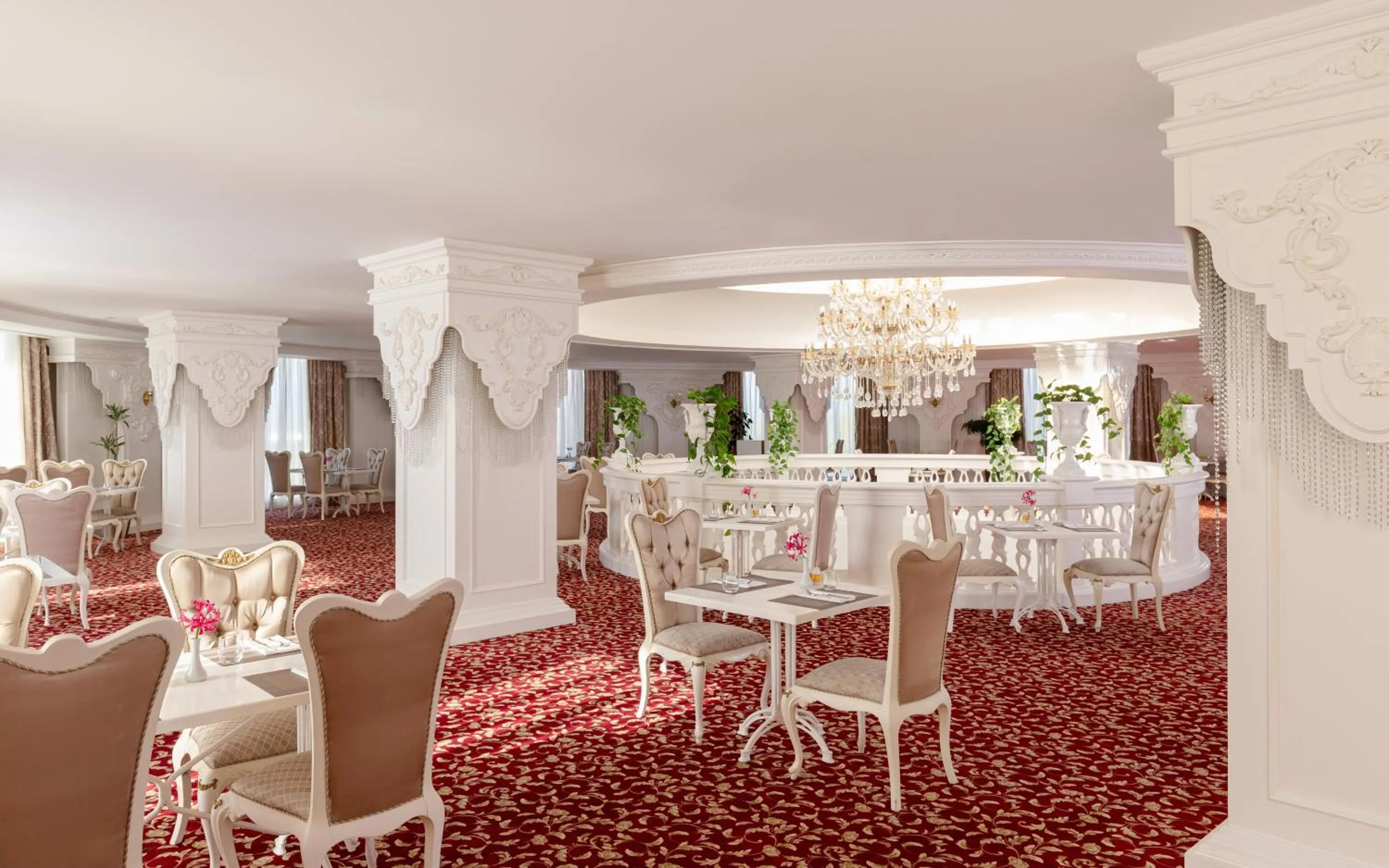 Restaurant/places to eat in Shamakhi Palace Sharadil