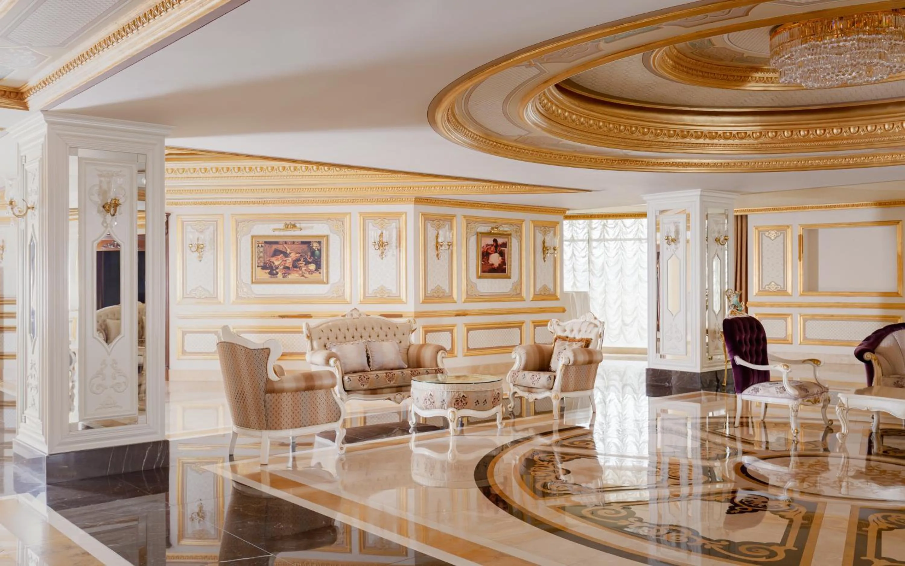 Lobby or reception in Shamakhi Palace Sharadil