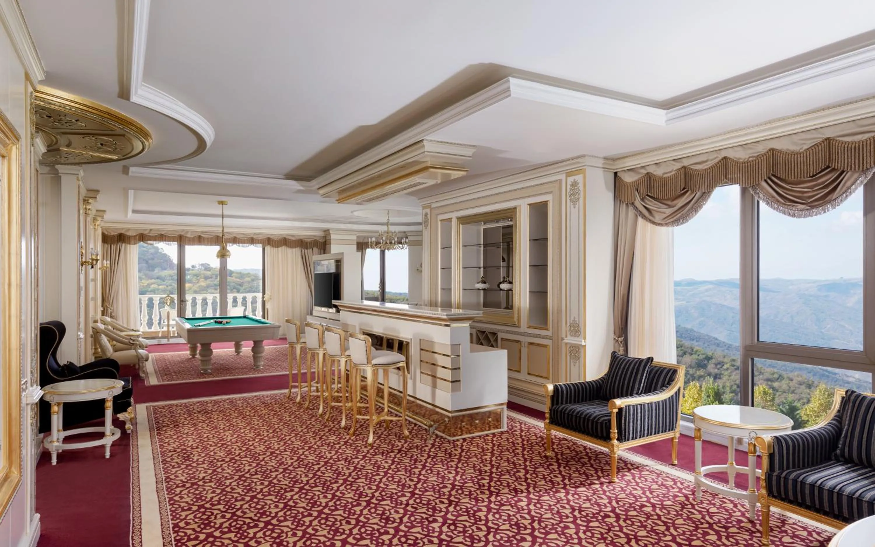 Living room in Shamakhi Palace Sharadil