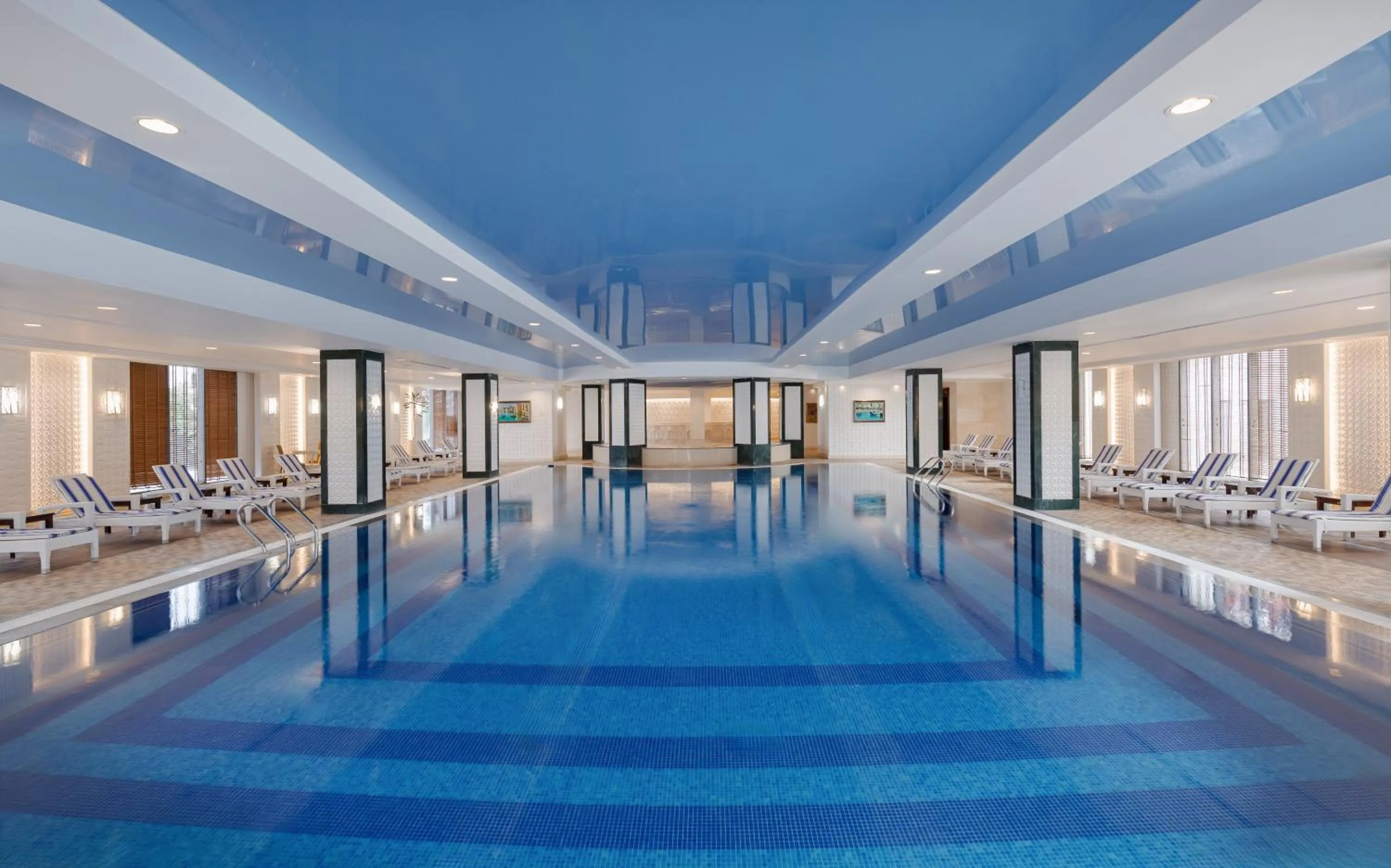 Swimming pool in Shamakhi Palace Sharadil