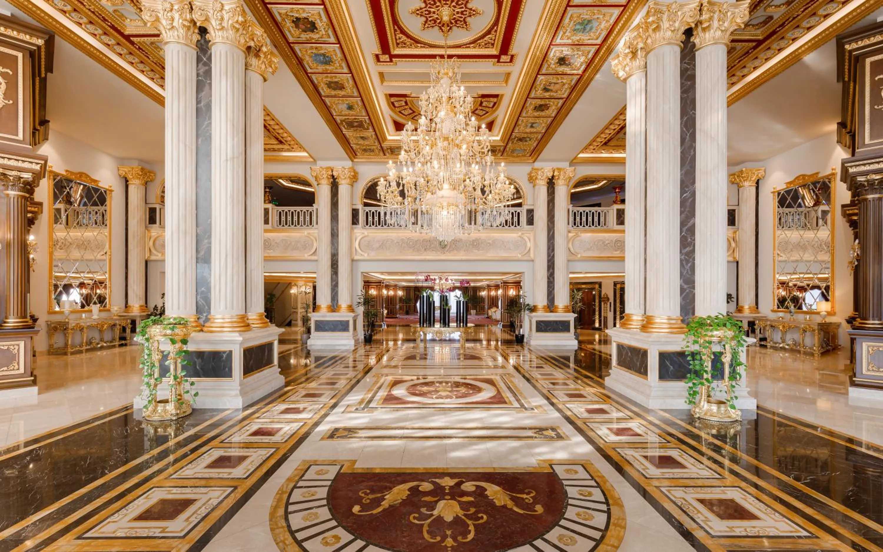 Lobby or reception in Shamakhi Palace Sharadil