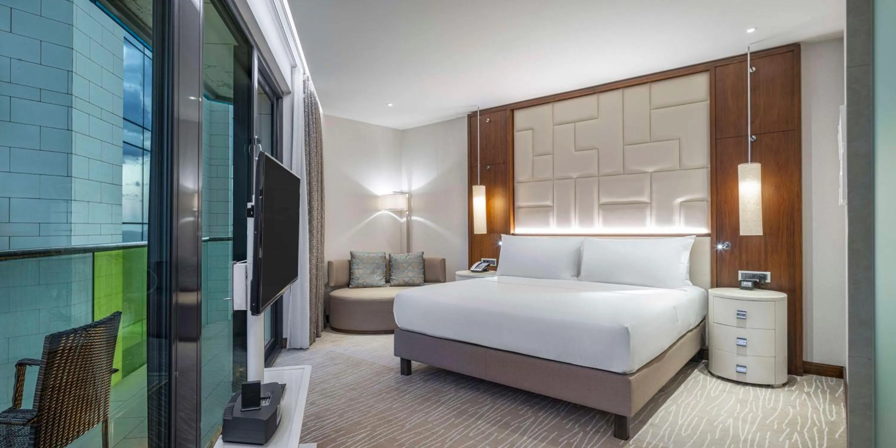 Living room, Bed in Hilton Batumi