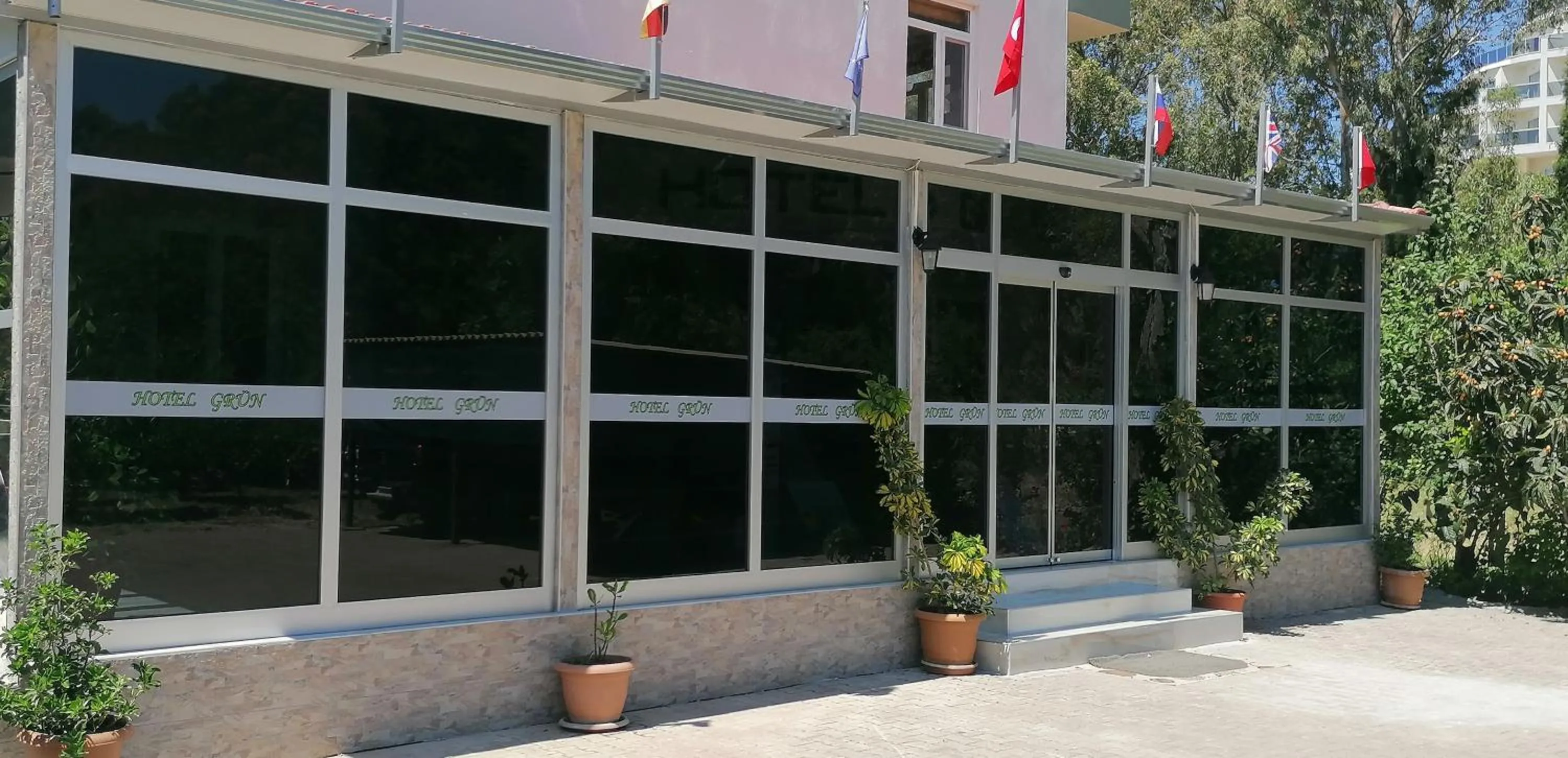 Facade/entrance in Hotel Grün