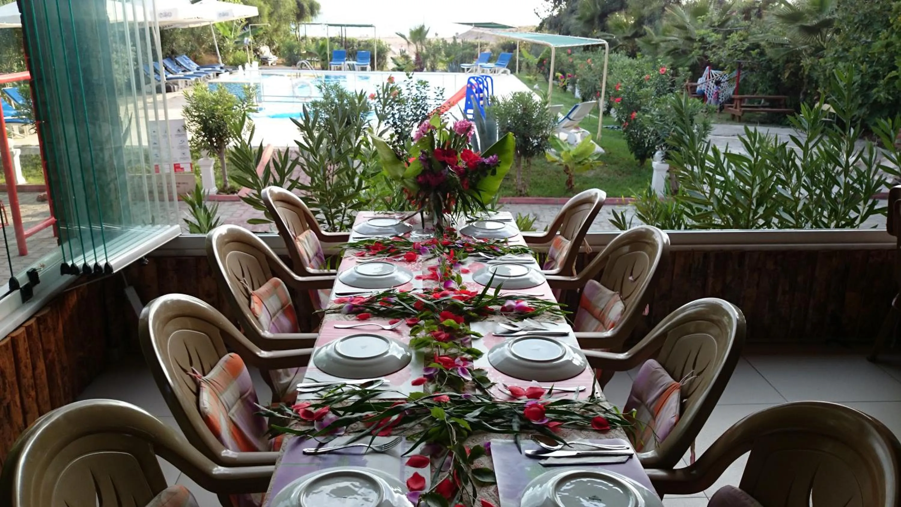 Restaurant/places to eat in Hotel Grün