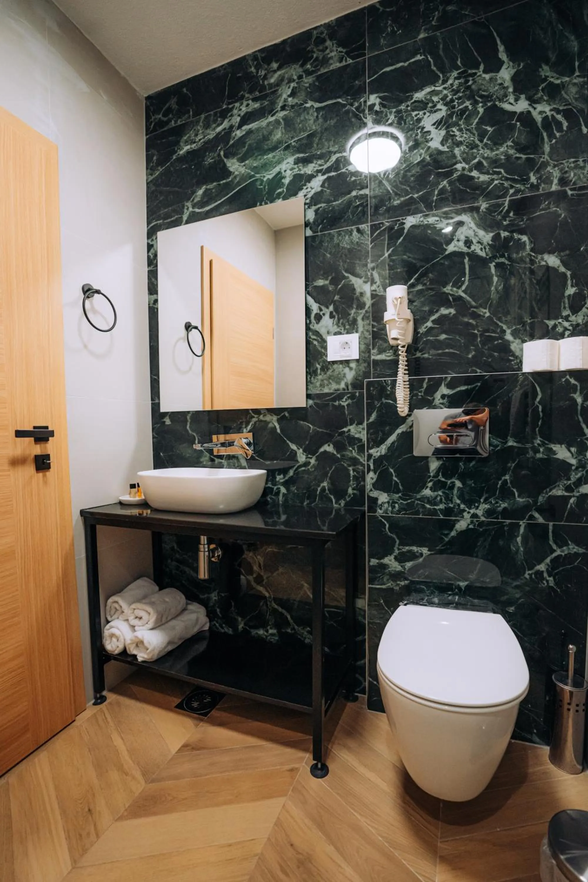 Toilet in Villa Pupin SARAISTE