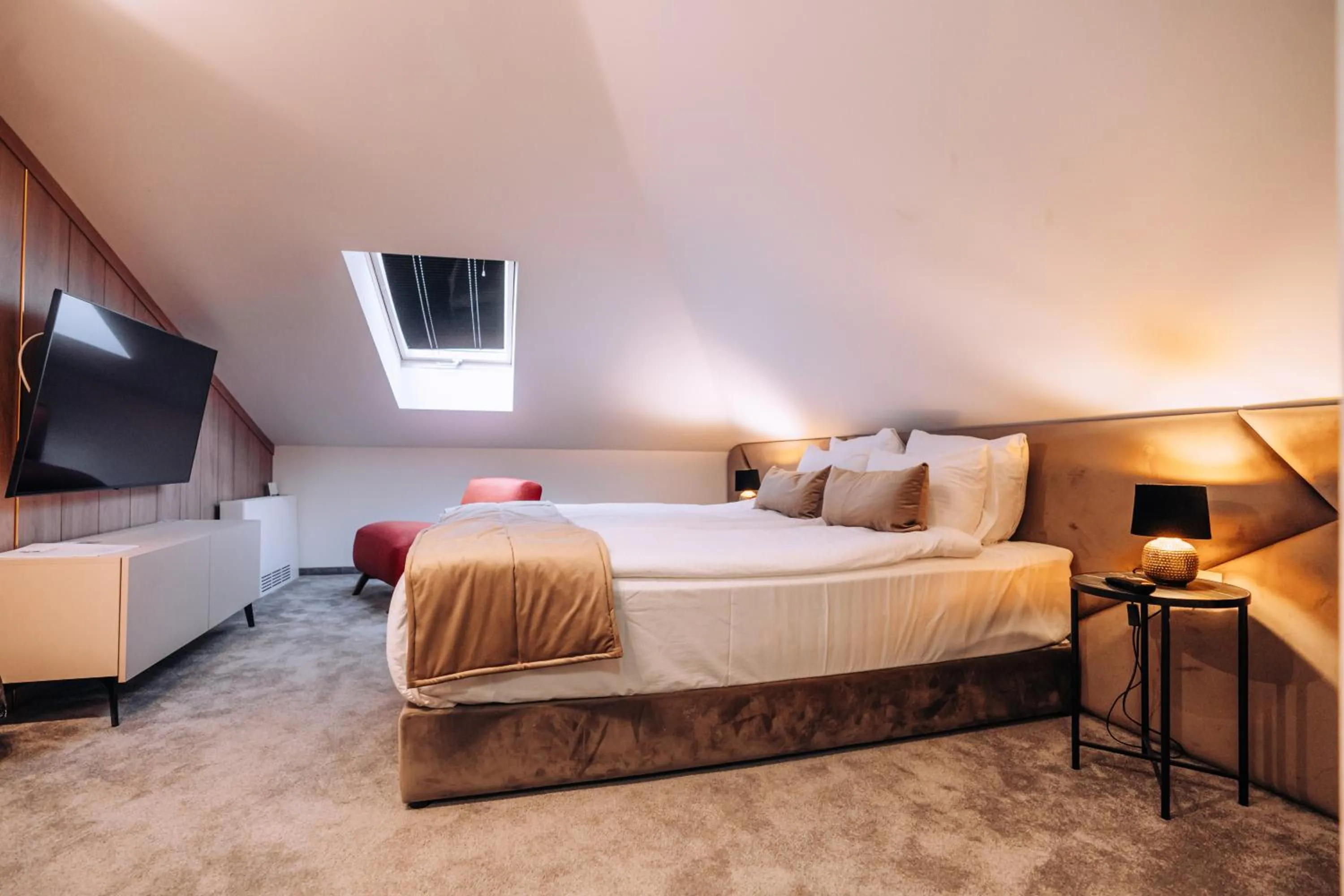 Bedroom, Bed in Villa Pupin SARAISTE