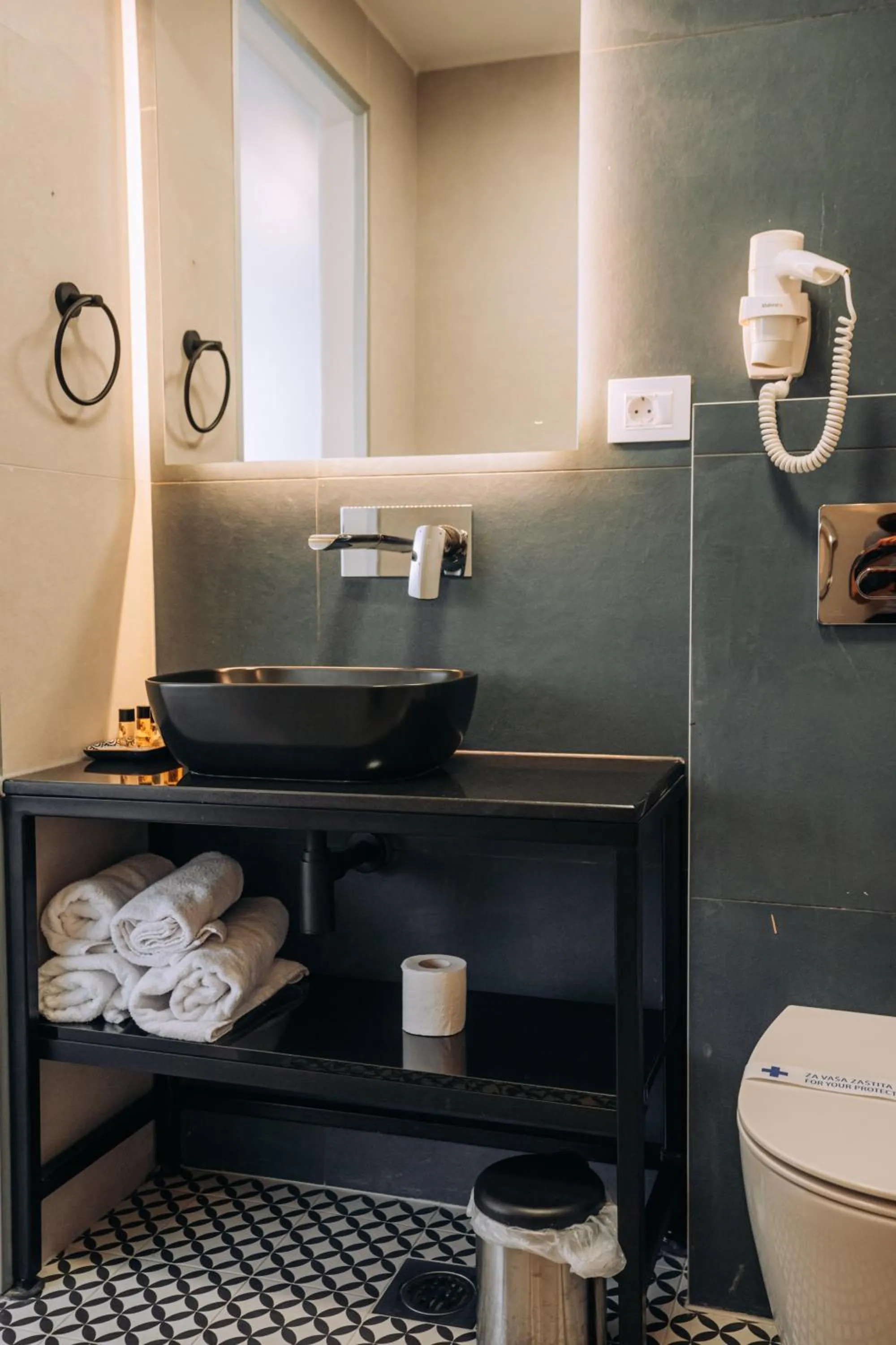 Toilet in Villa Pupin SARAISTE