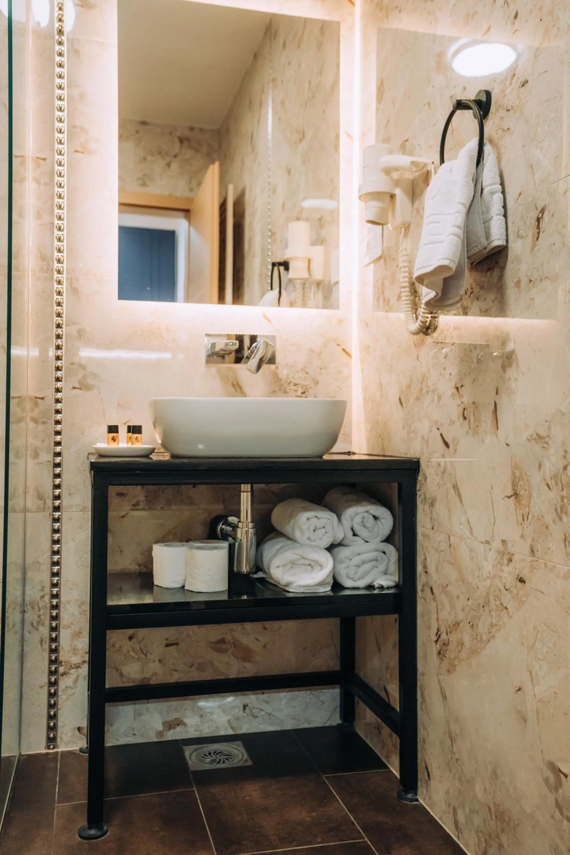 Toilet in Villa Pupin SARAISTE