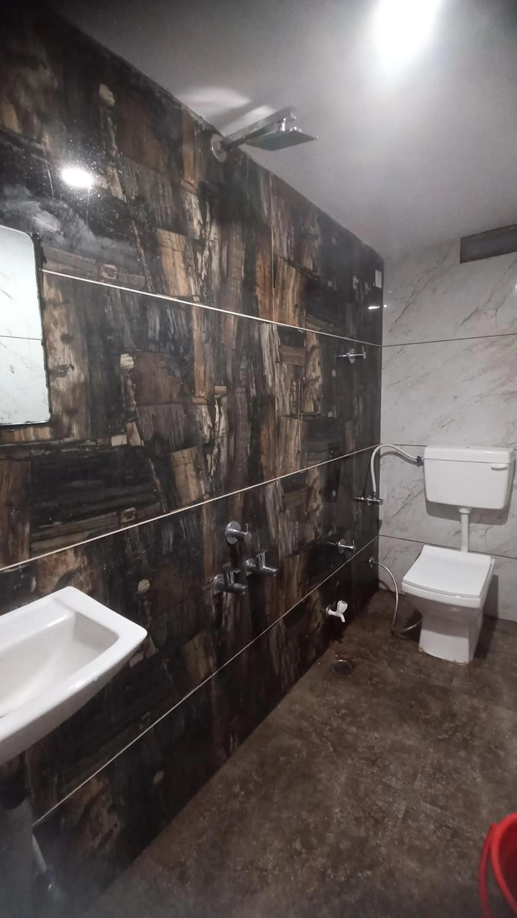 Shower in Hotel Shree Krishna Palace