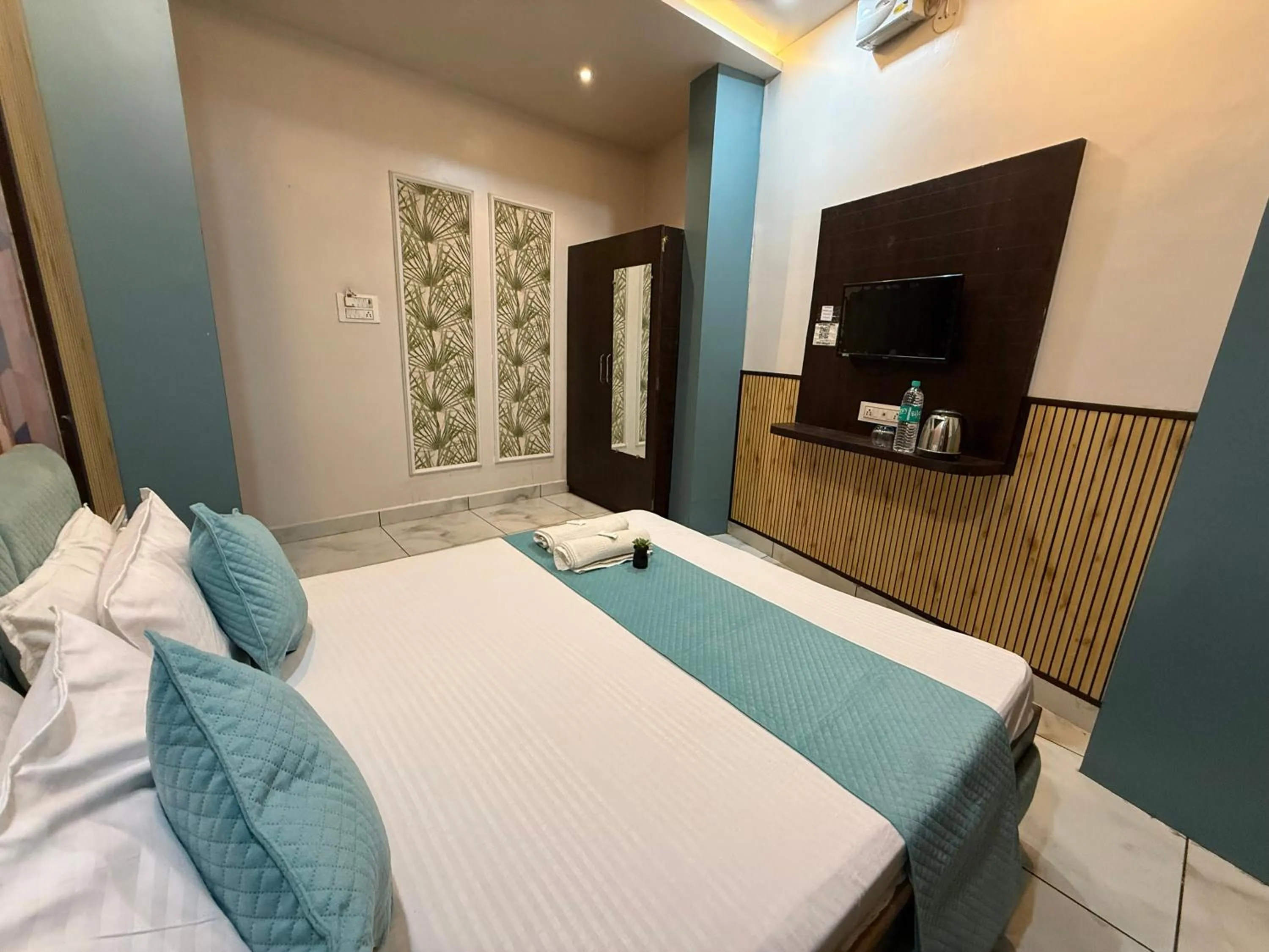 Bed in Hotel Shree Krishna Palace