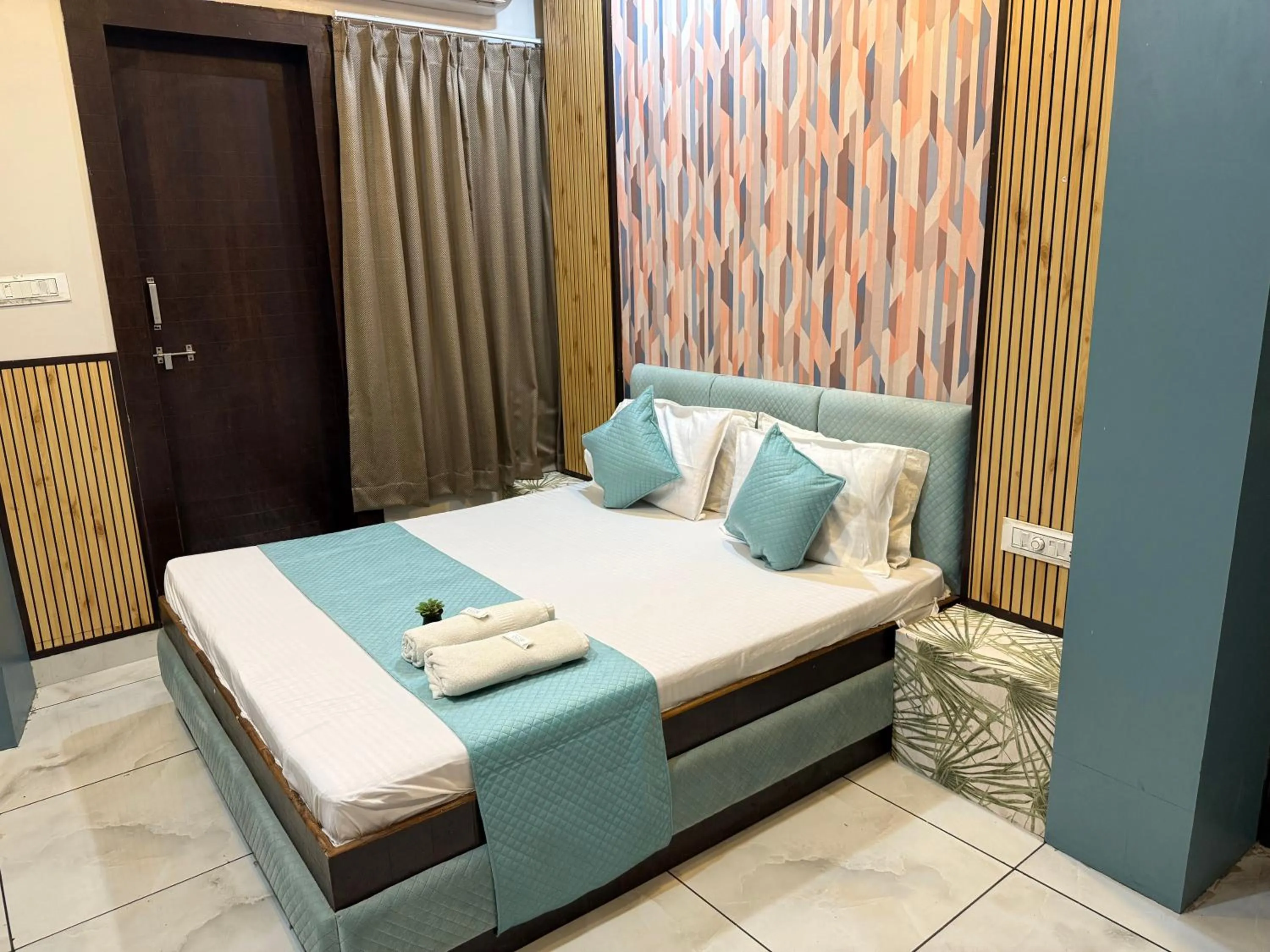Bed in Hotel Shree Krishna Palace