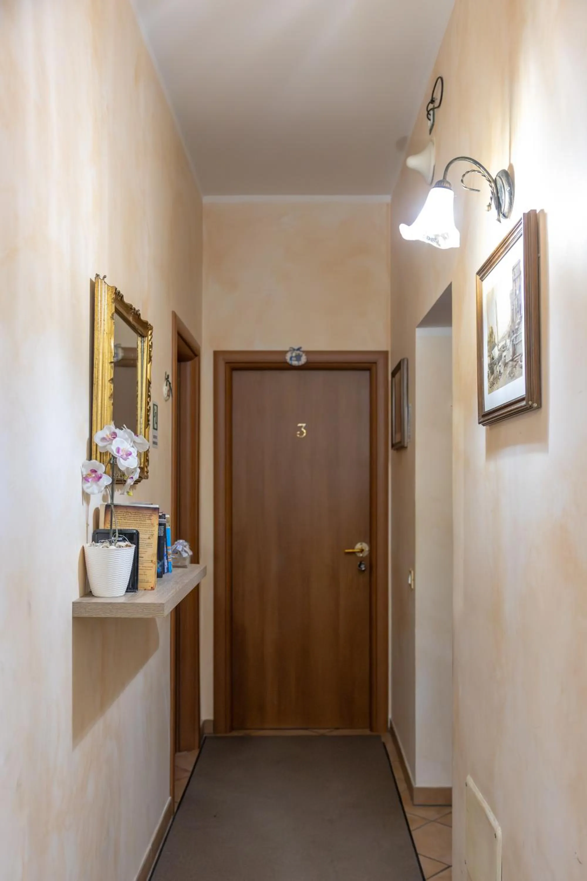 Facade/entrance in Casa Lollobrigida