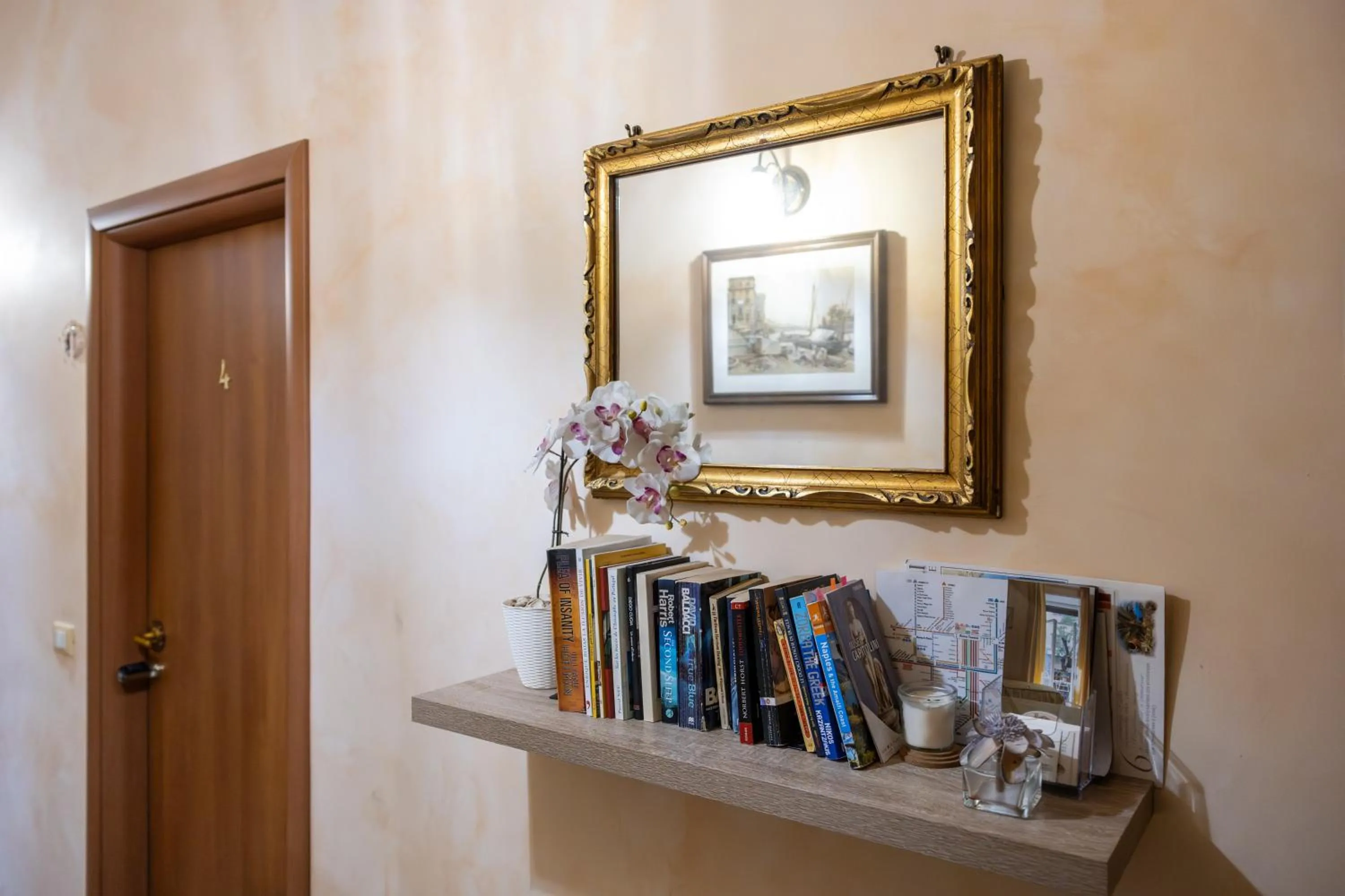 Facade/entrance in Casa Lollobrigida