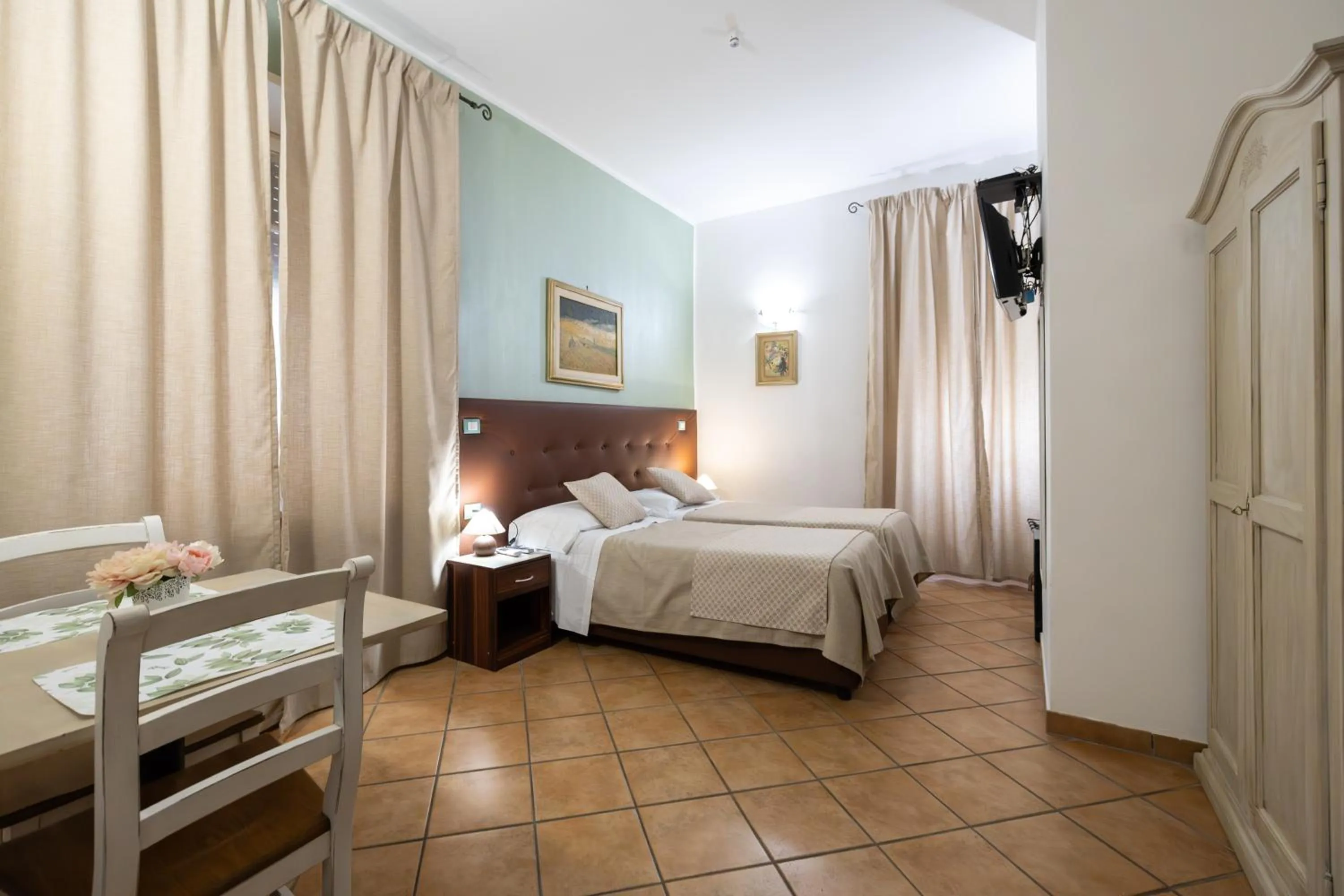 Photo of the whole room, Bed in Casa Lollobrigida