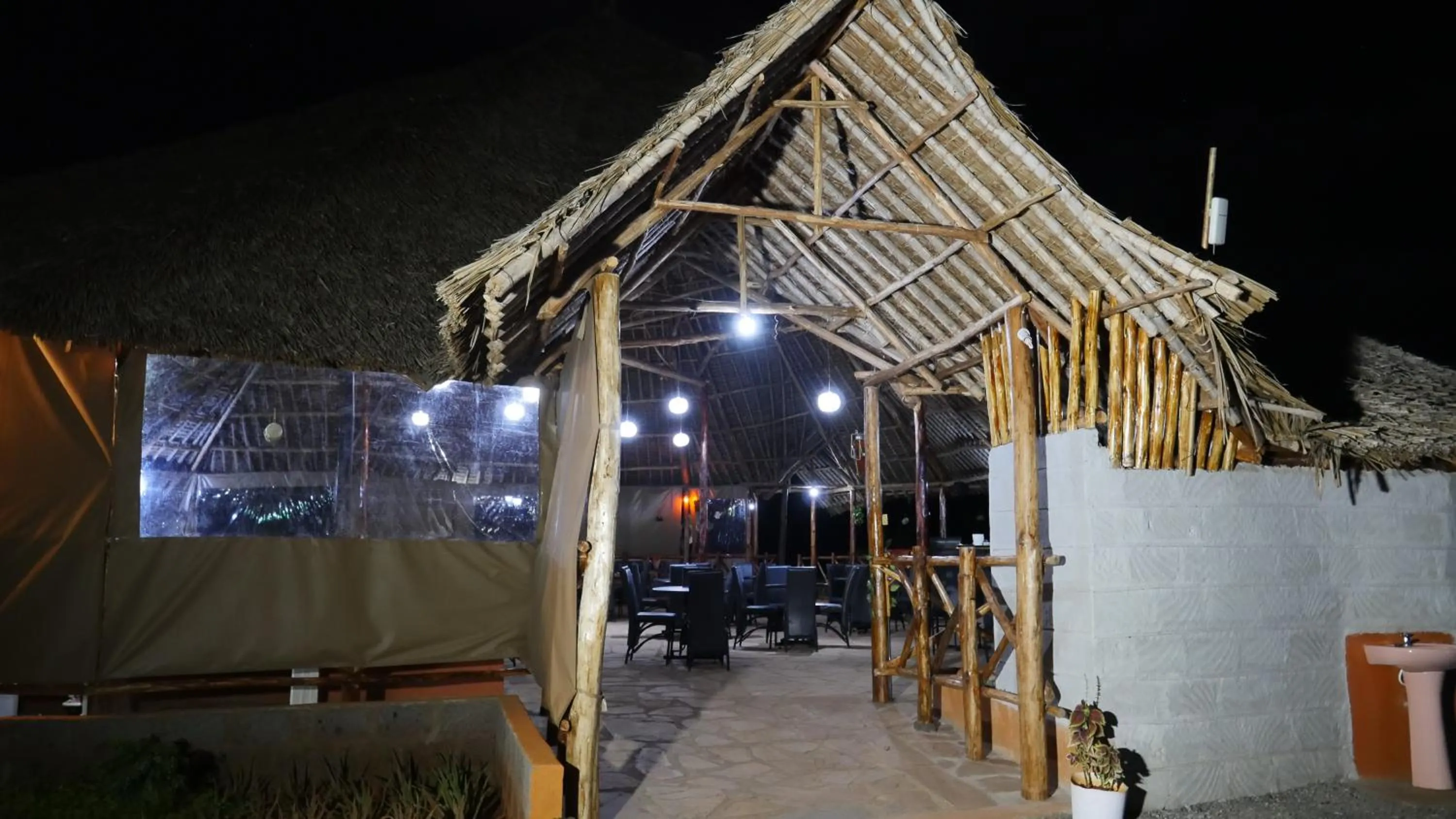 Night in Tausa Tsavo Eco Lodge