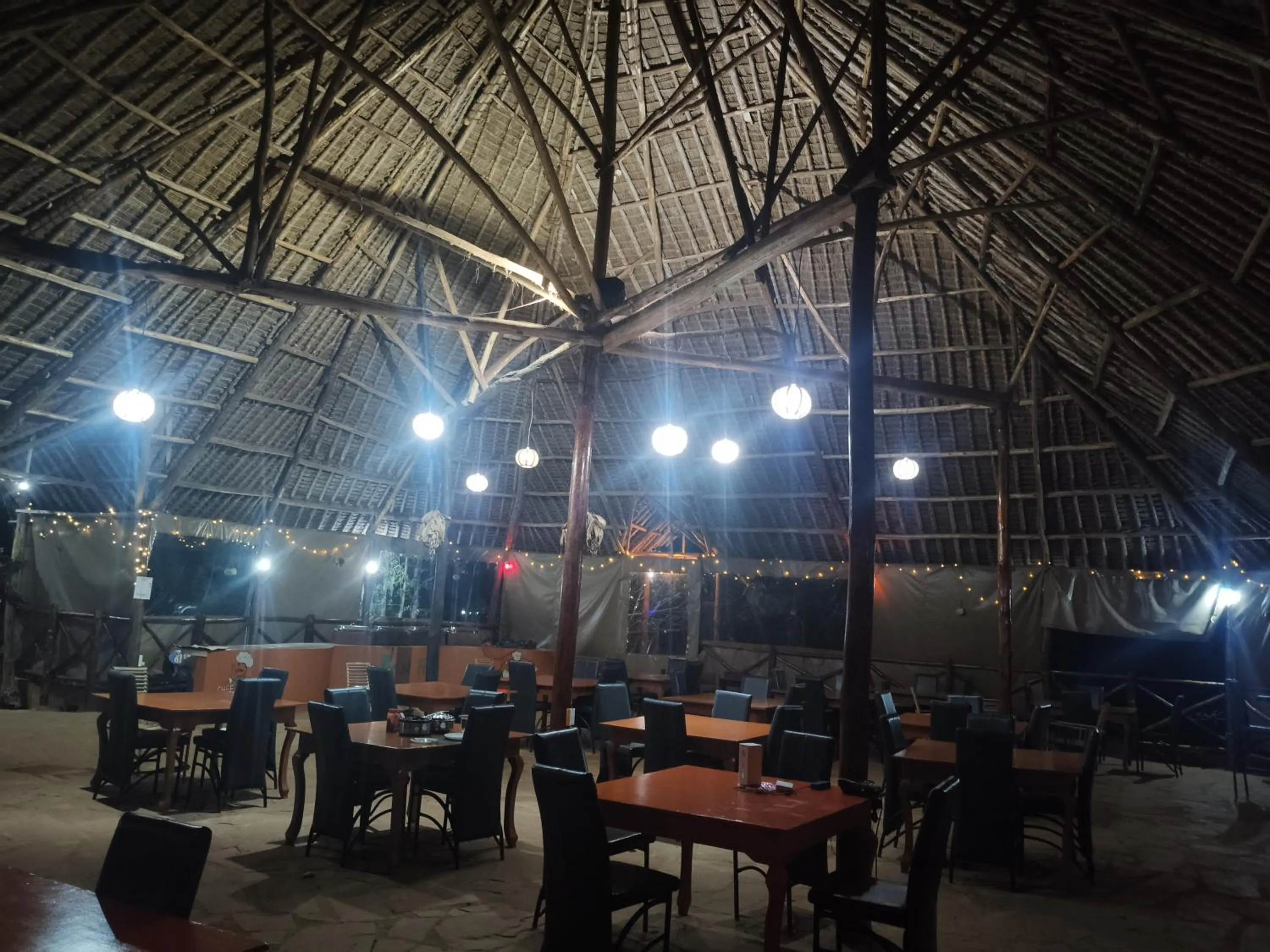 Restaurant/places to eat in Tausa Tsavo Eco Lodge