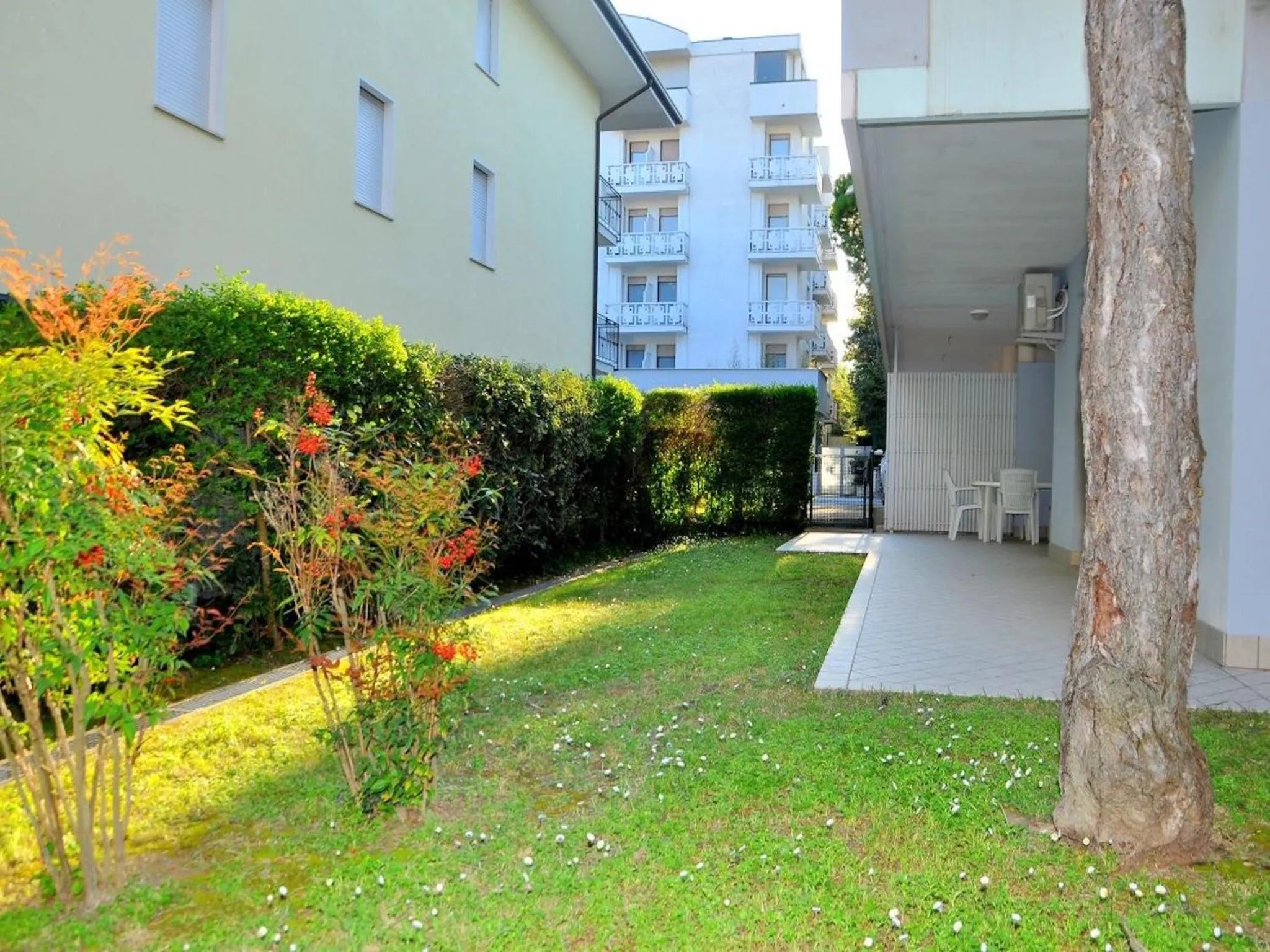 Welcoming flat with private garden-Beahost