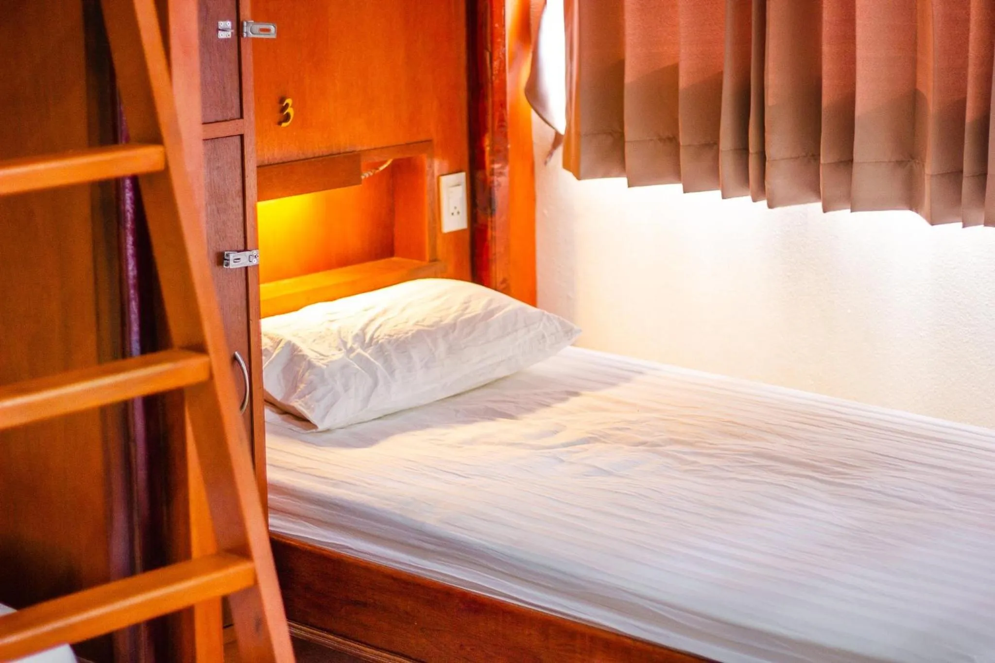 Bed in Phangan Barsay Hostel
