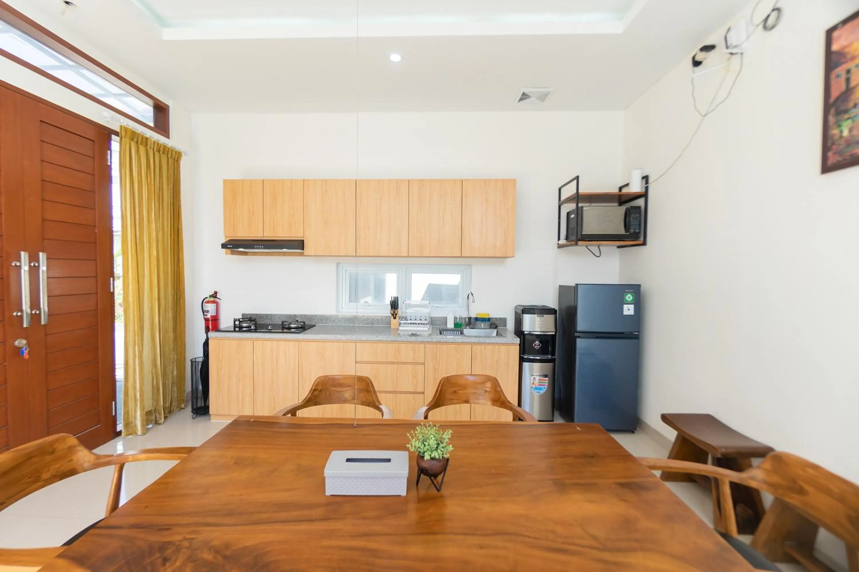 Kitchen or kitchenette in Villa Berlian Kuta