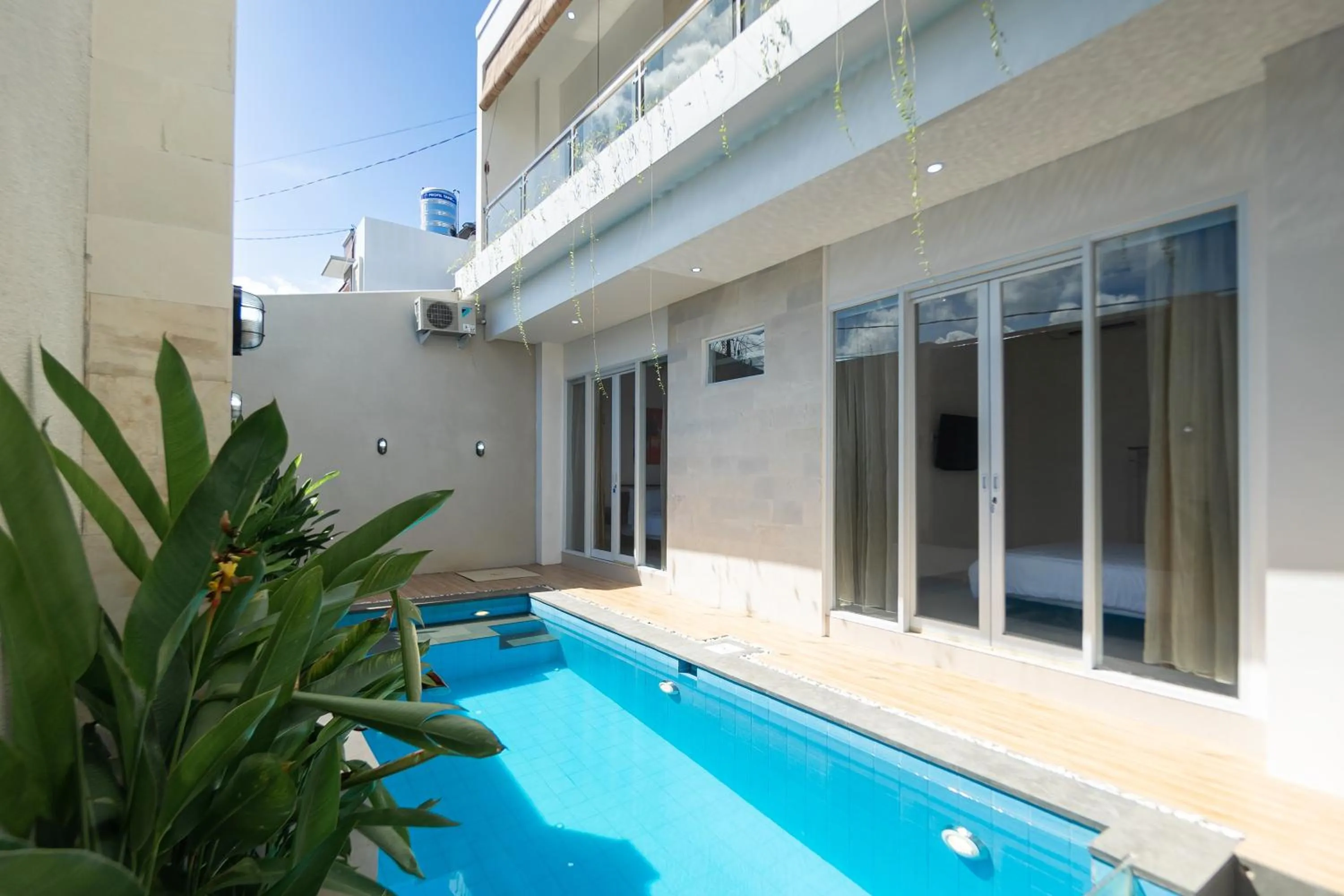 Swimming pool in Villa Berlian Kuta
