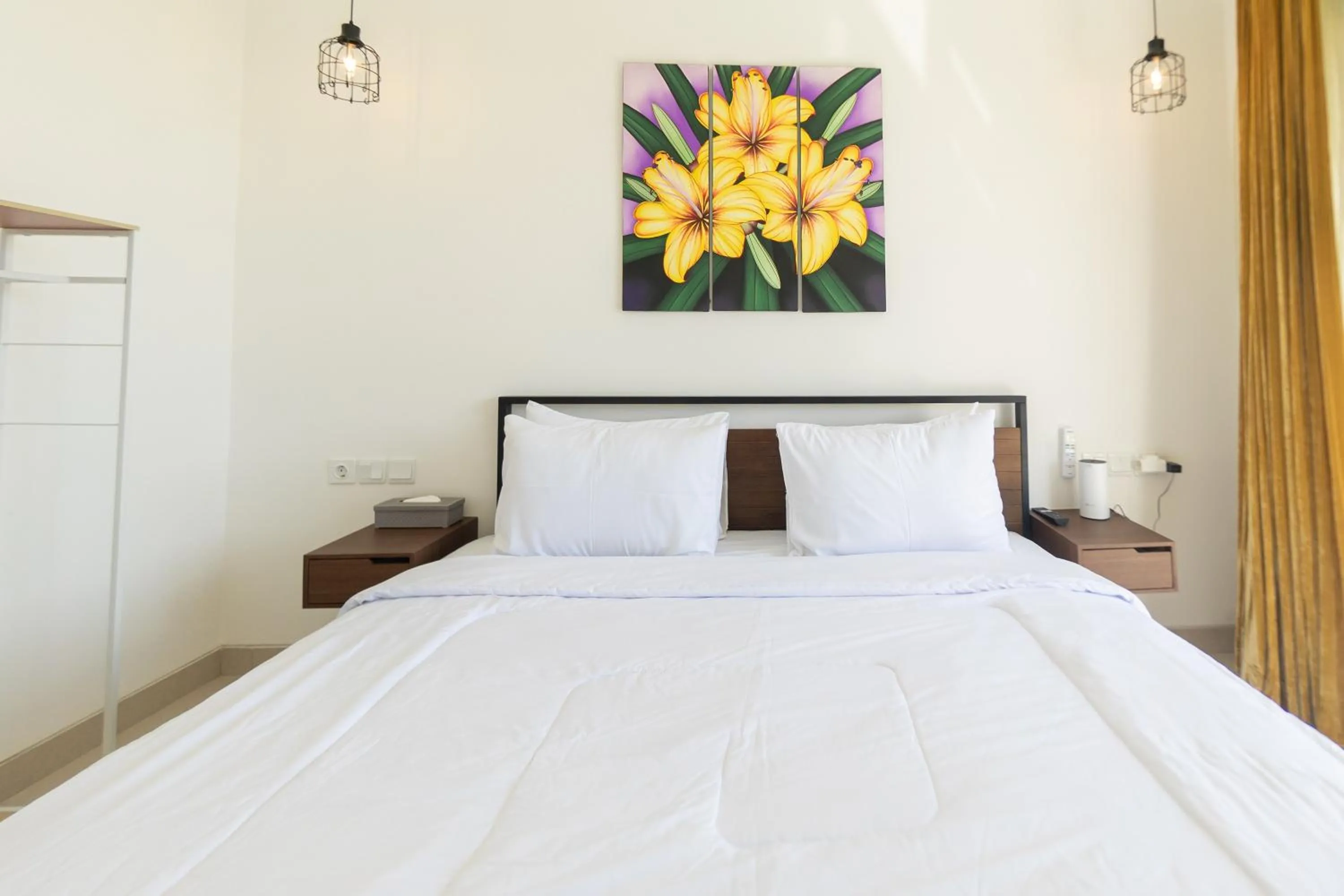 Bed in Villa Berlian Kuta