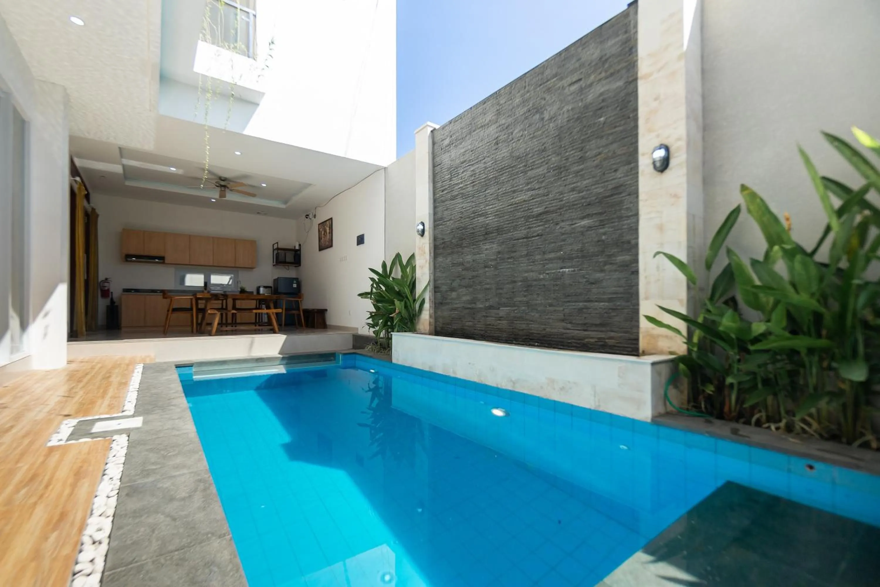 Swimming pool in Villa Berlian Kuta